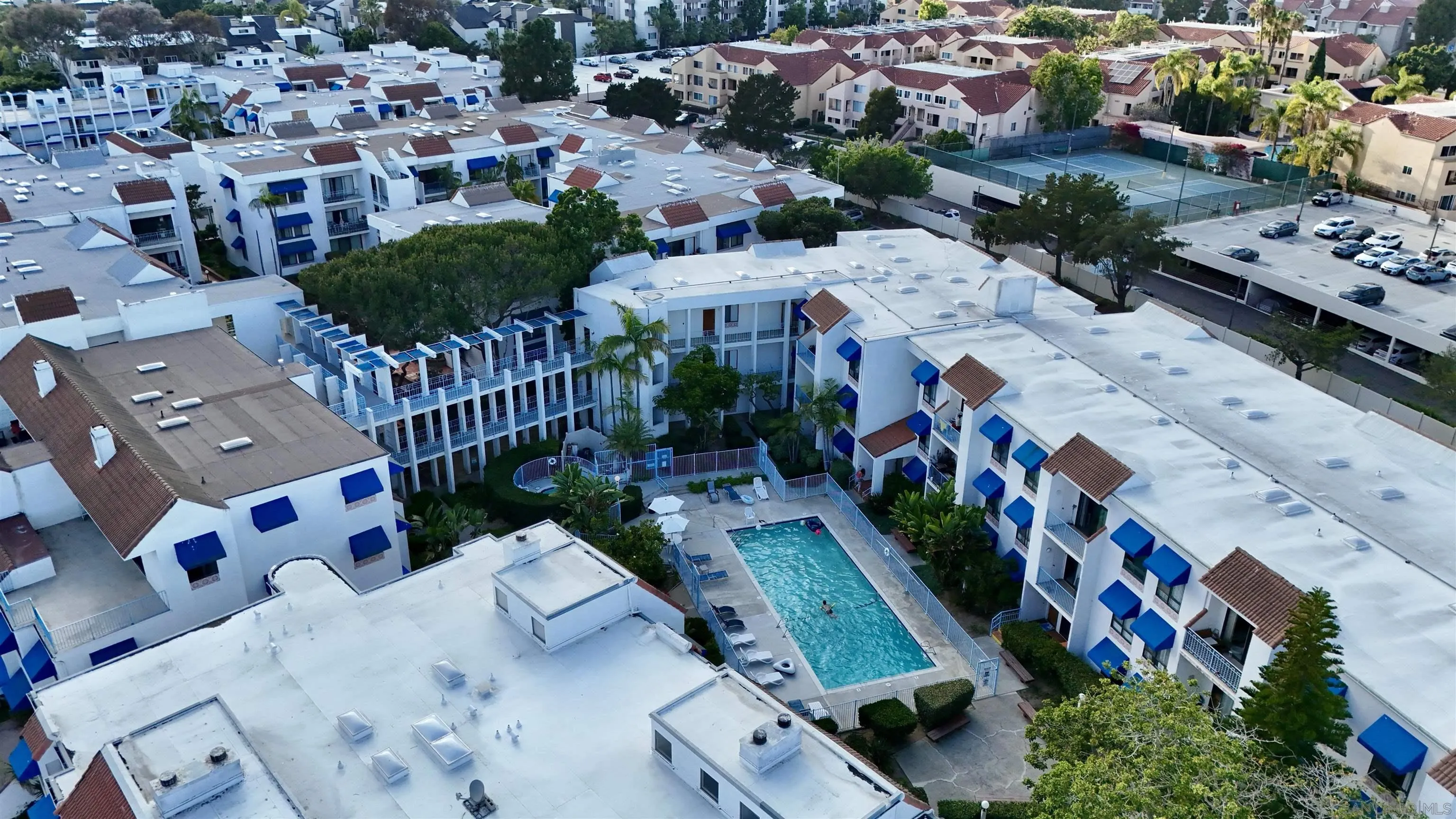 https://cdn.realtyfeed.com/cdn/127/260017155/e16e1945a35ecc94e9362fcda564bb86.webp