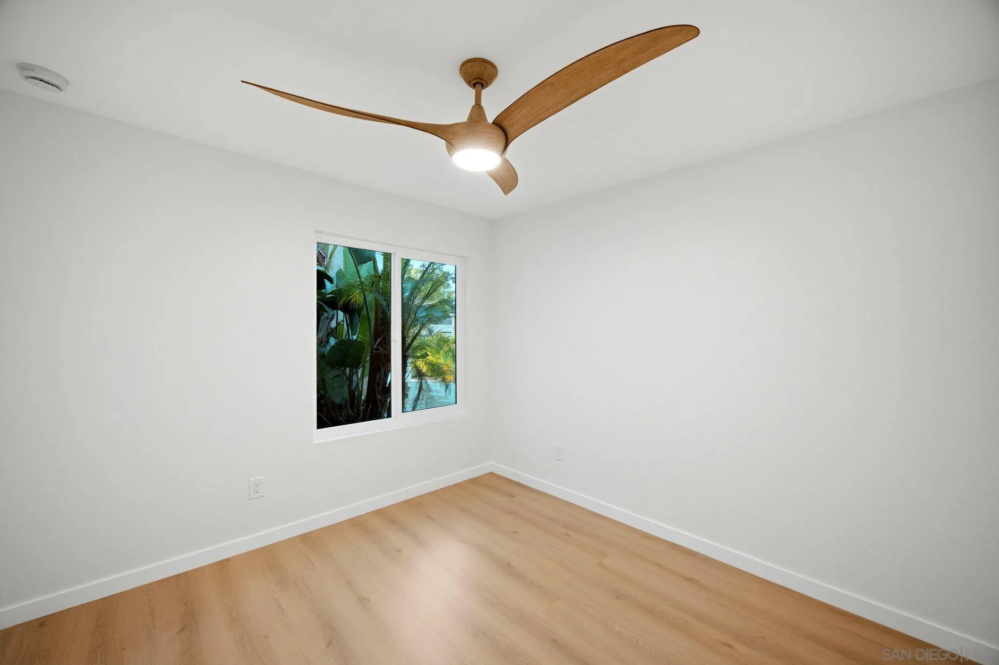 https://cdn.realtyfeed.com/cdn/127/260017161/9d349a398bbe10add723c79488f6da0d.webp