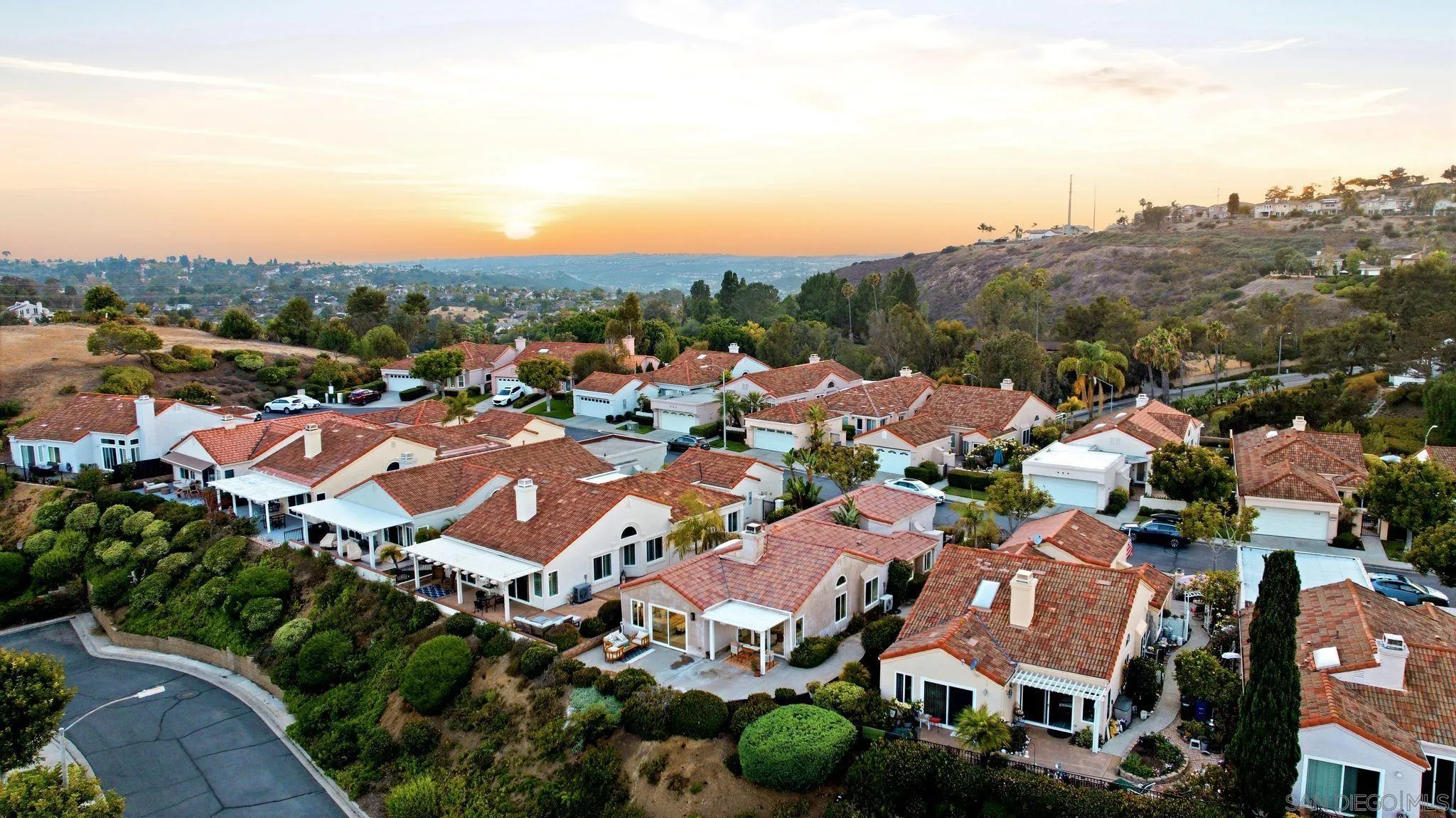 https://cdn.realtyfeed.com/cdn/127/260017161/d7e86c899c16d1bf406f7798ab3dcb3f.webp