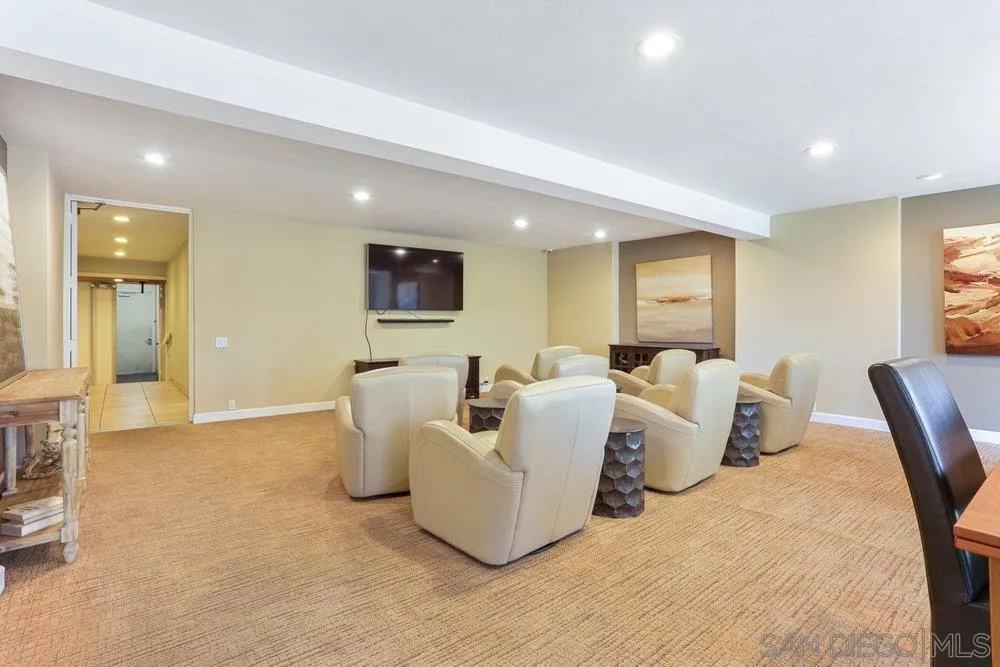 Photo #8: 260017178 Listing: Photo #8