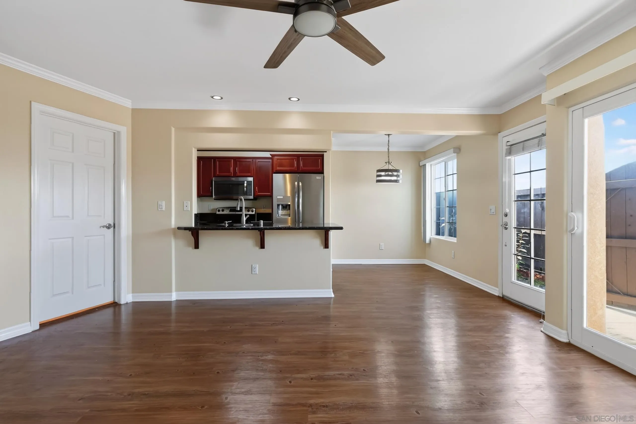 https://cdn.realtyfeed.com/cdn/127/260017186/52fa6fd3a039c331d741f6df75448115.webp