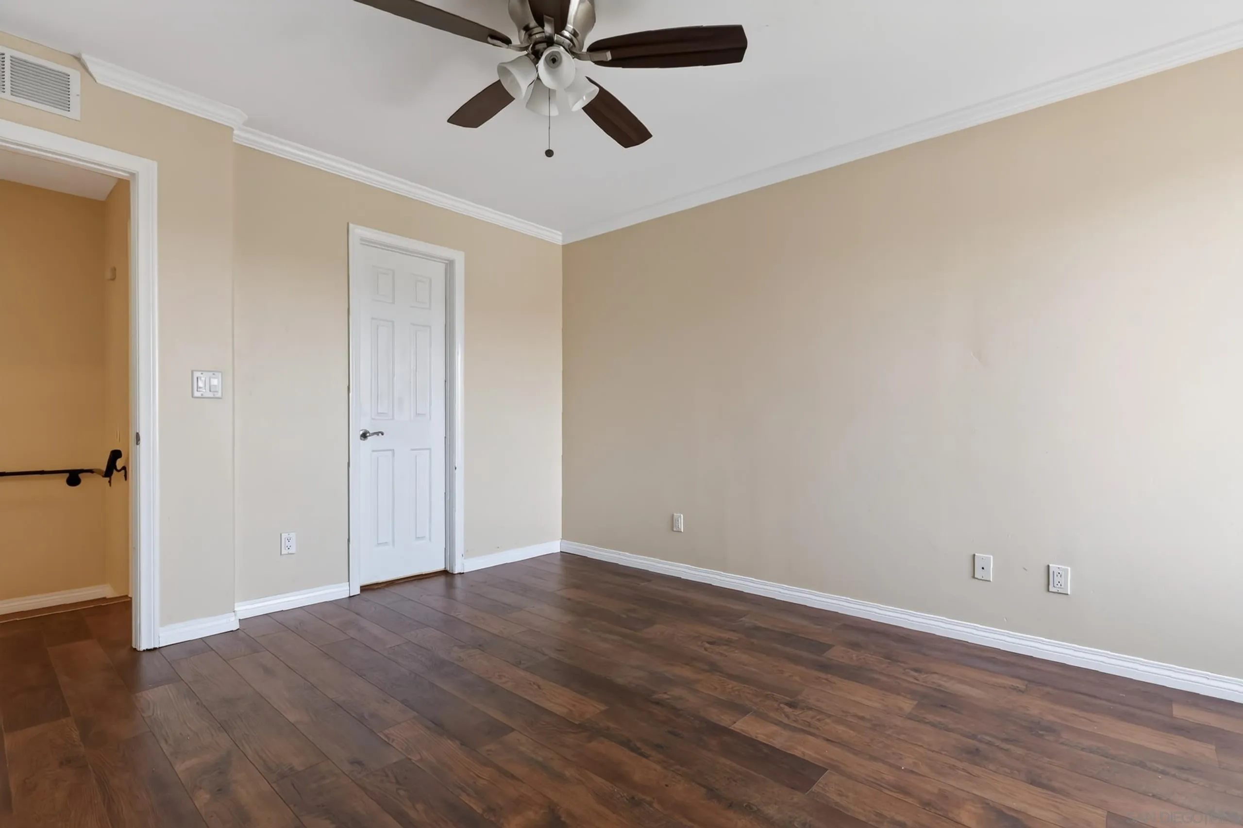 Photo #23: 260017186 Listing: Photo #23