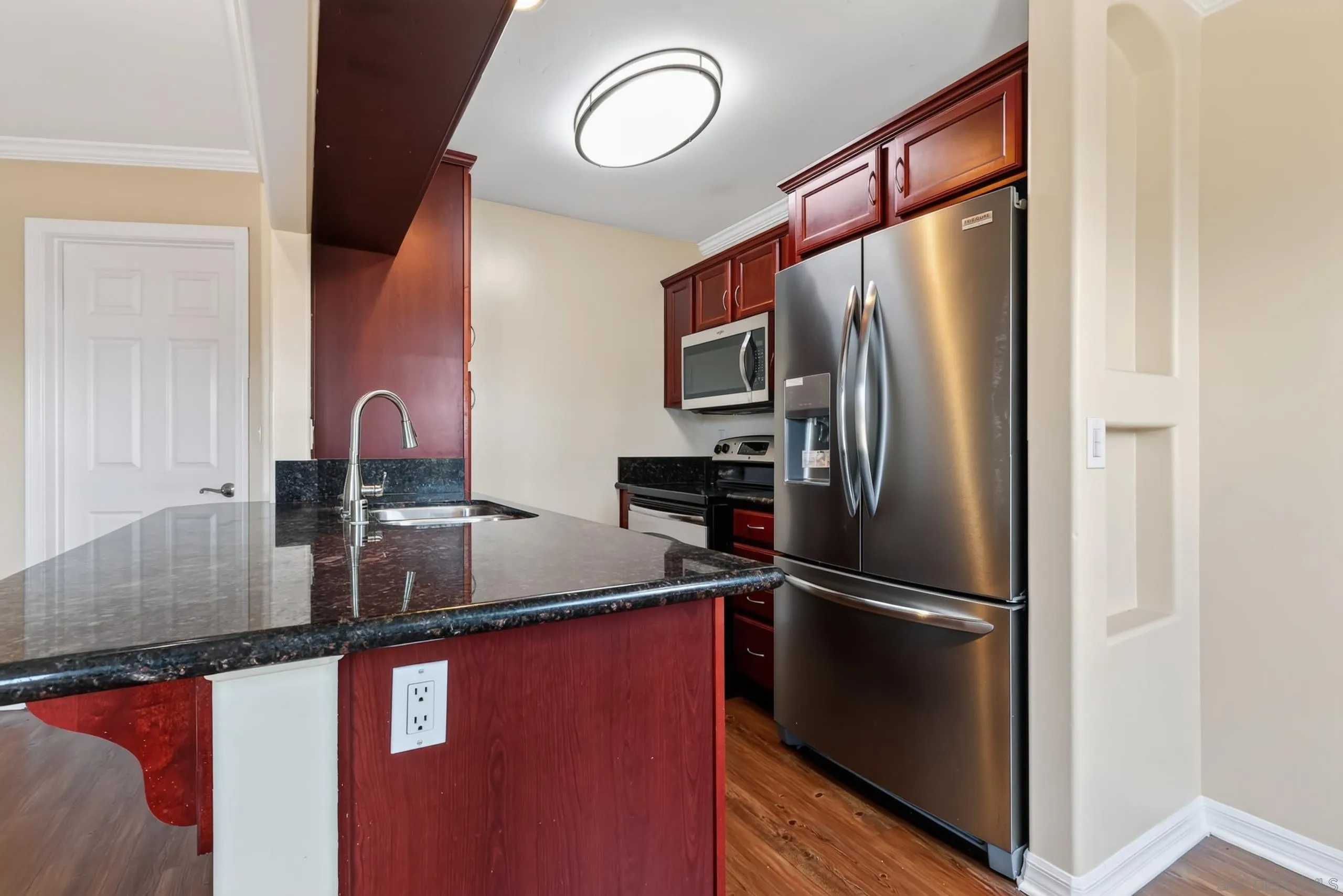 Photo #6: 260017186 Listing: Photo #6