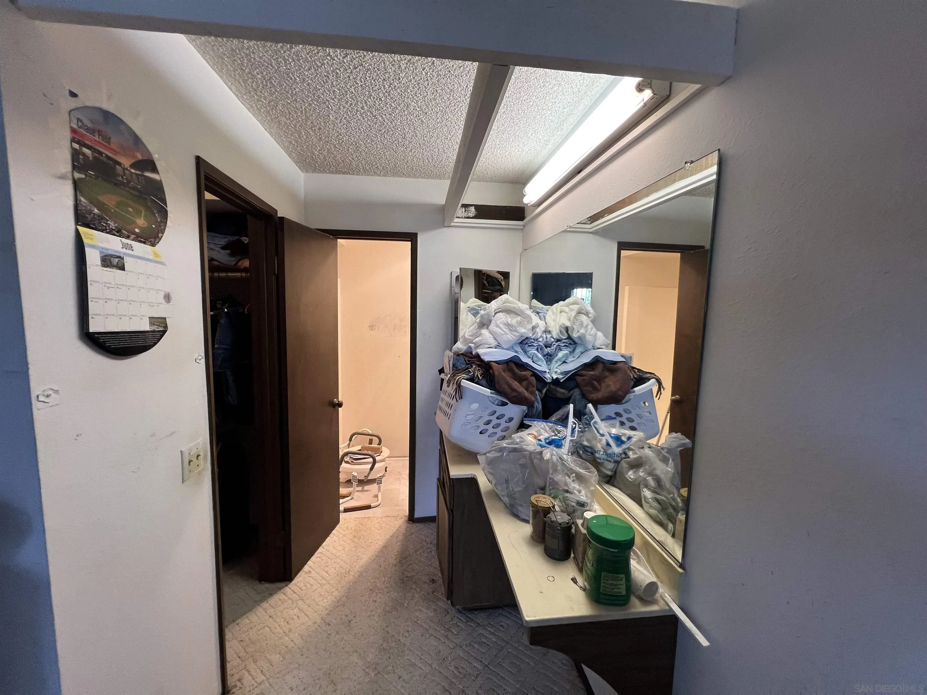 https://cdn.realtyfeed.com/cdn/127/260017194/3ec8f88b54c5ccca97bb481b6e37c284.webp