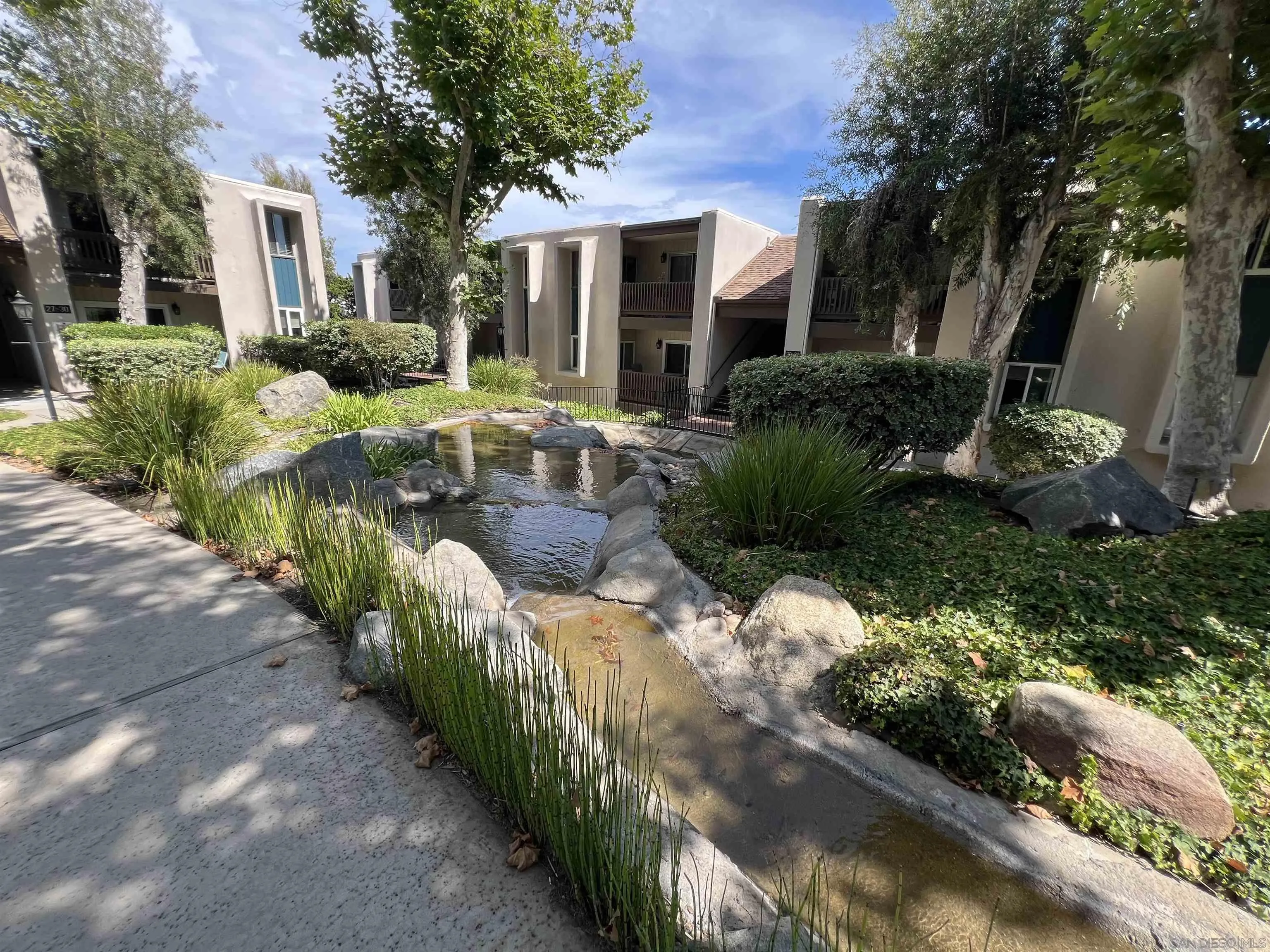 https://cdn.realtyfeed.com/cdn/127/260017194/d82f79932aeebe77e53a18121b3583ce.webp