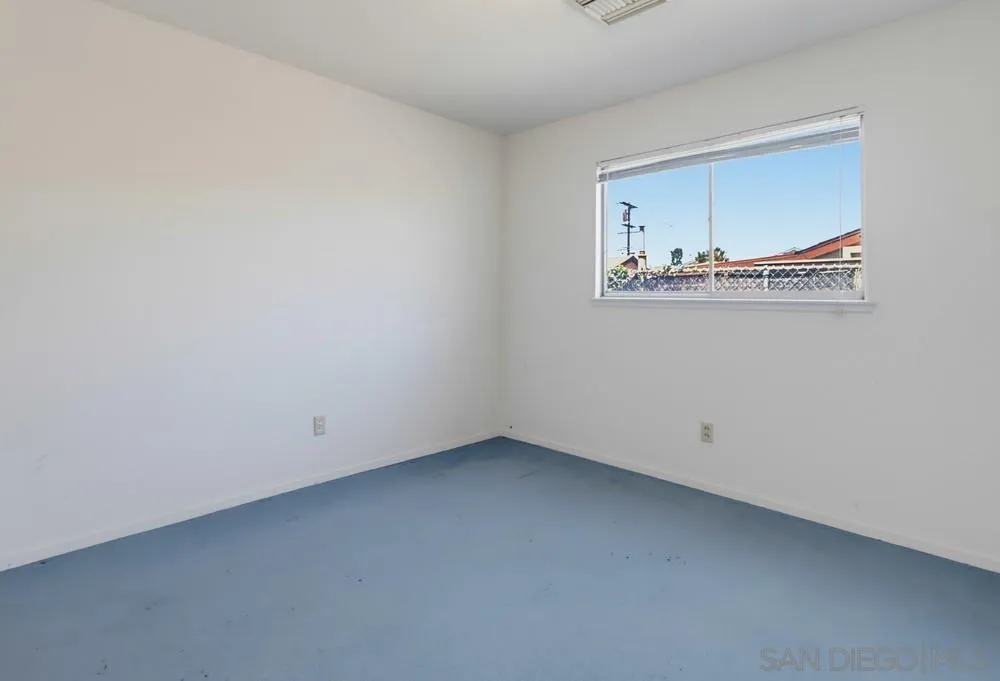 https://cdn.realtyfeed.com/cdn/127/260017203/7f8c7c07b85d476bbf5d2b3f0fcb2041.webp