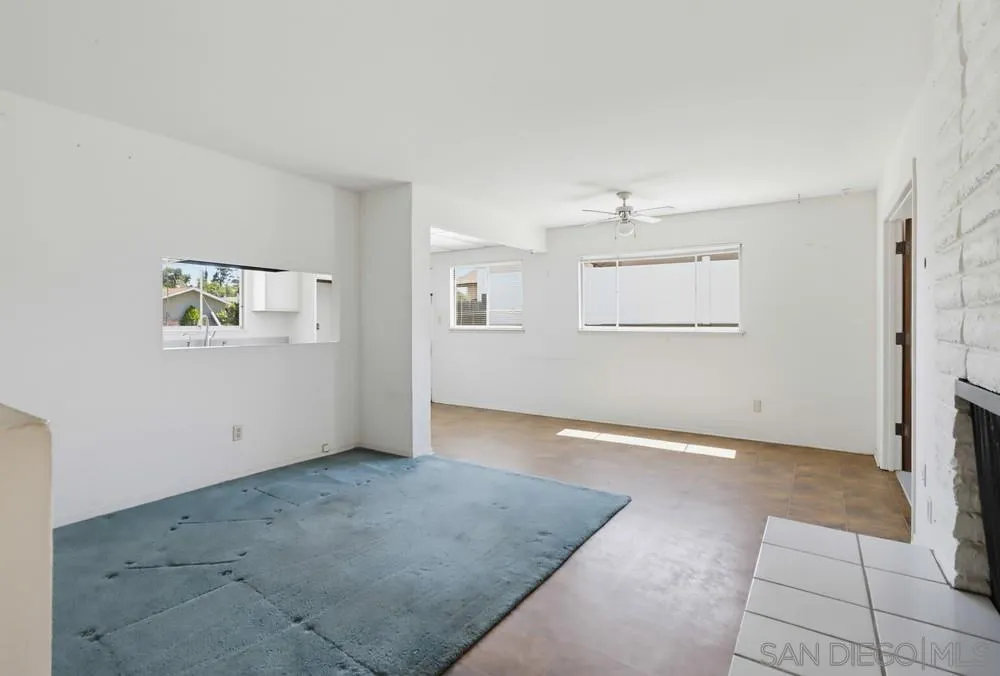 https://cdn.realtyfeed.com/cdn/127/260017203/ae9e372f448ce3ef3f92ca0c9d16037e.webp