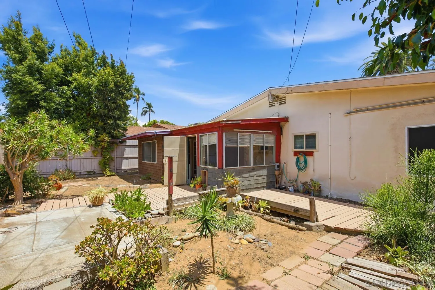 https://cdn.realtyfeed.com/cdn/127/260017209/534175b6677ce0e337f5fba13d658539.webp