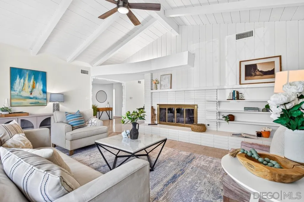 https://cdn.realtyfeed.com/cdn/127/260017224/55ac72c55a02c5c6ceb61eefc4670b42.webp