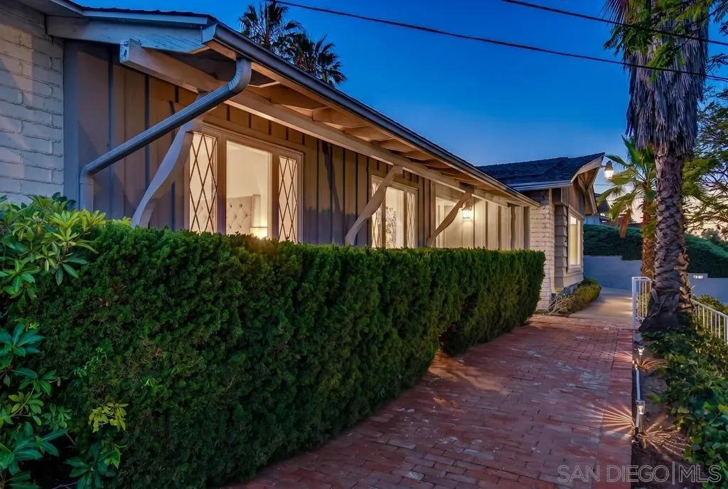https://cdn.realtyfeed.com/cdn/127/260017224/c00bbf6a7ca8333b2b70078bce2ba765.webp