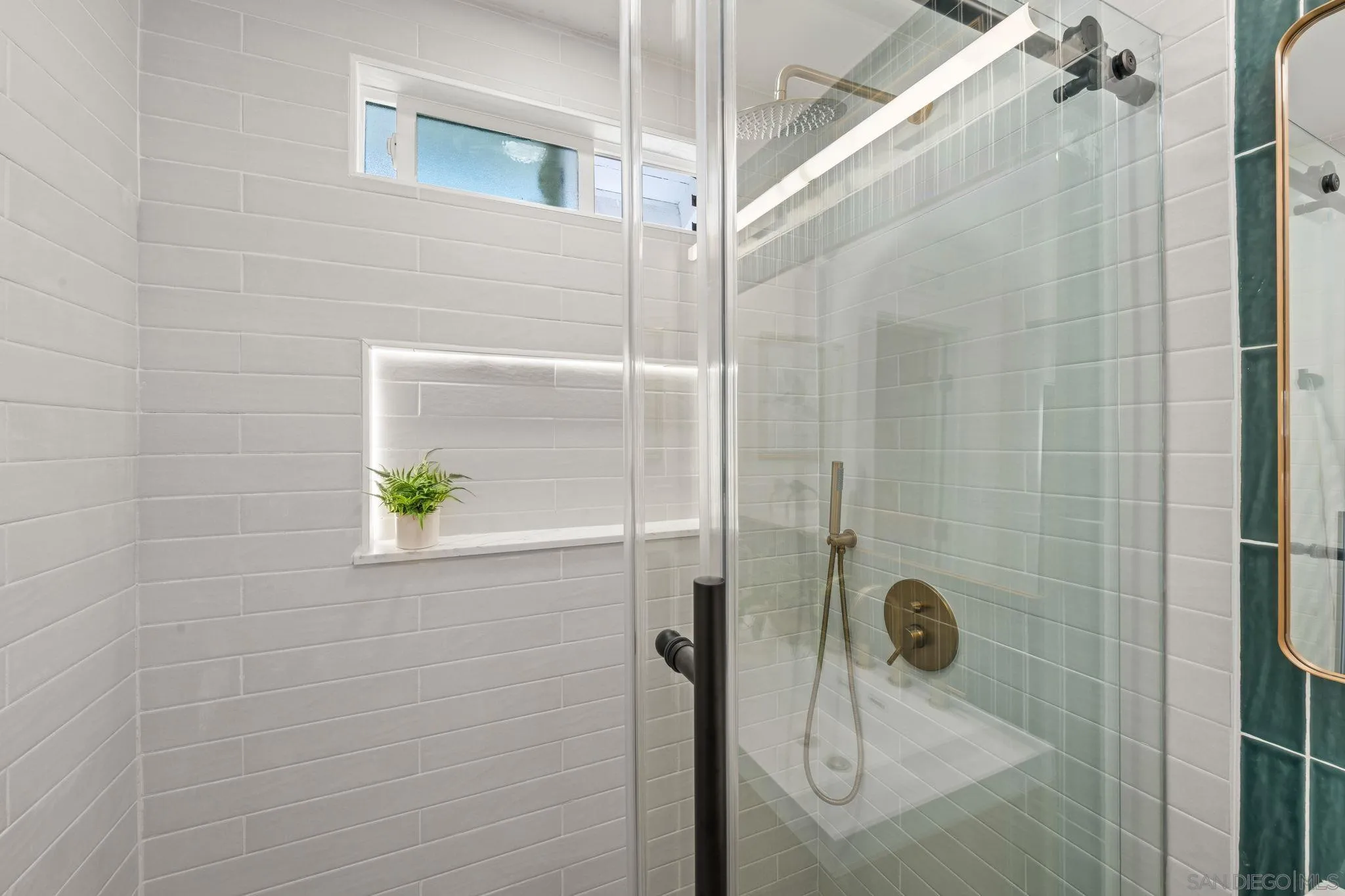 https://cdn.realtyfeed.com/cdn/127/260017229/1563b6754e92638c04c2e96d5f1f14dc.webp