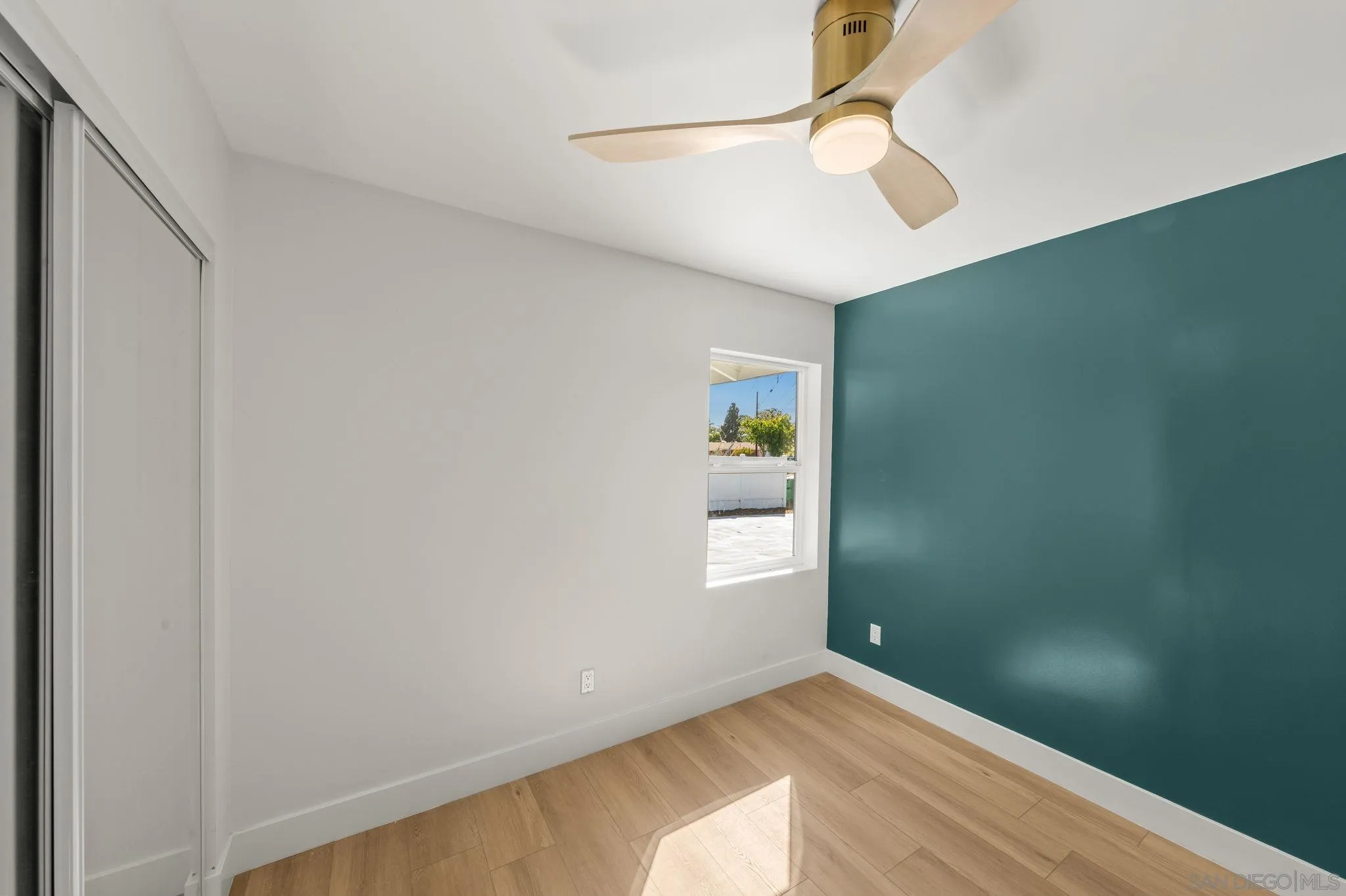 https://cdn.realtyfeed.com/cdn/127/260017229/2cb0c93ddddac6cc1334b7ca0e535a51.webp