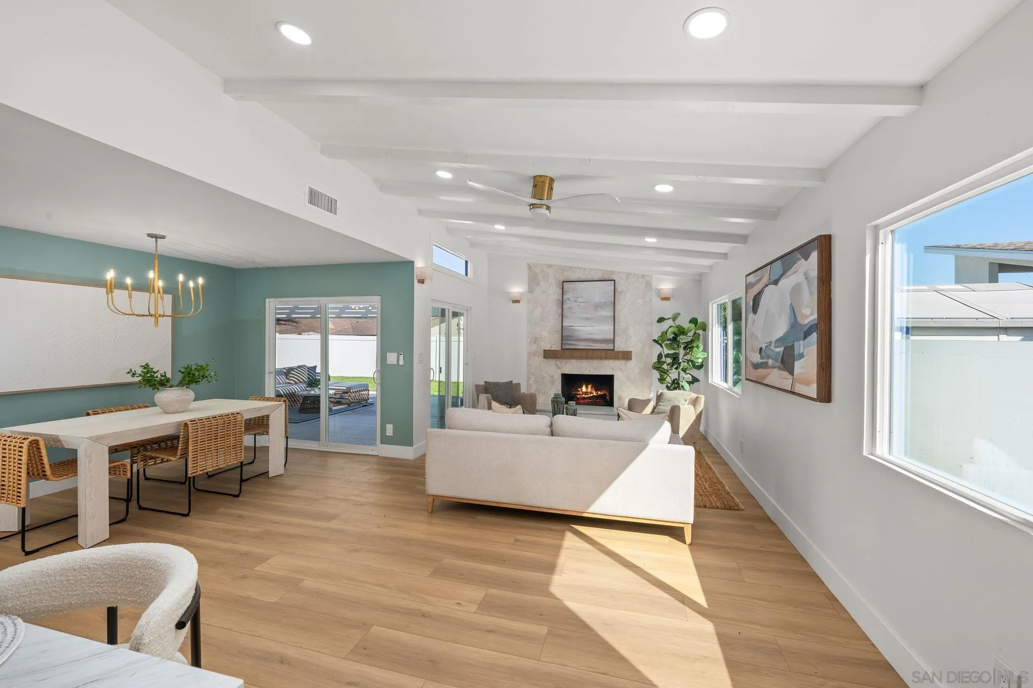 https://cdn.realtyfeed.com/cdn/127/260017229/3917495d0a9ad810094a6adb5987be19.webp