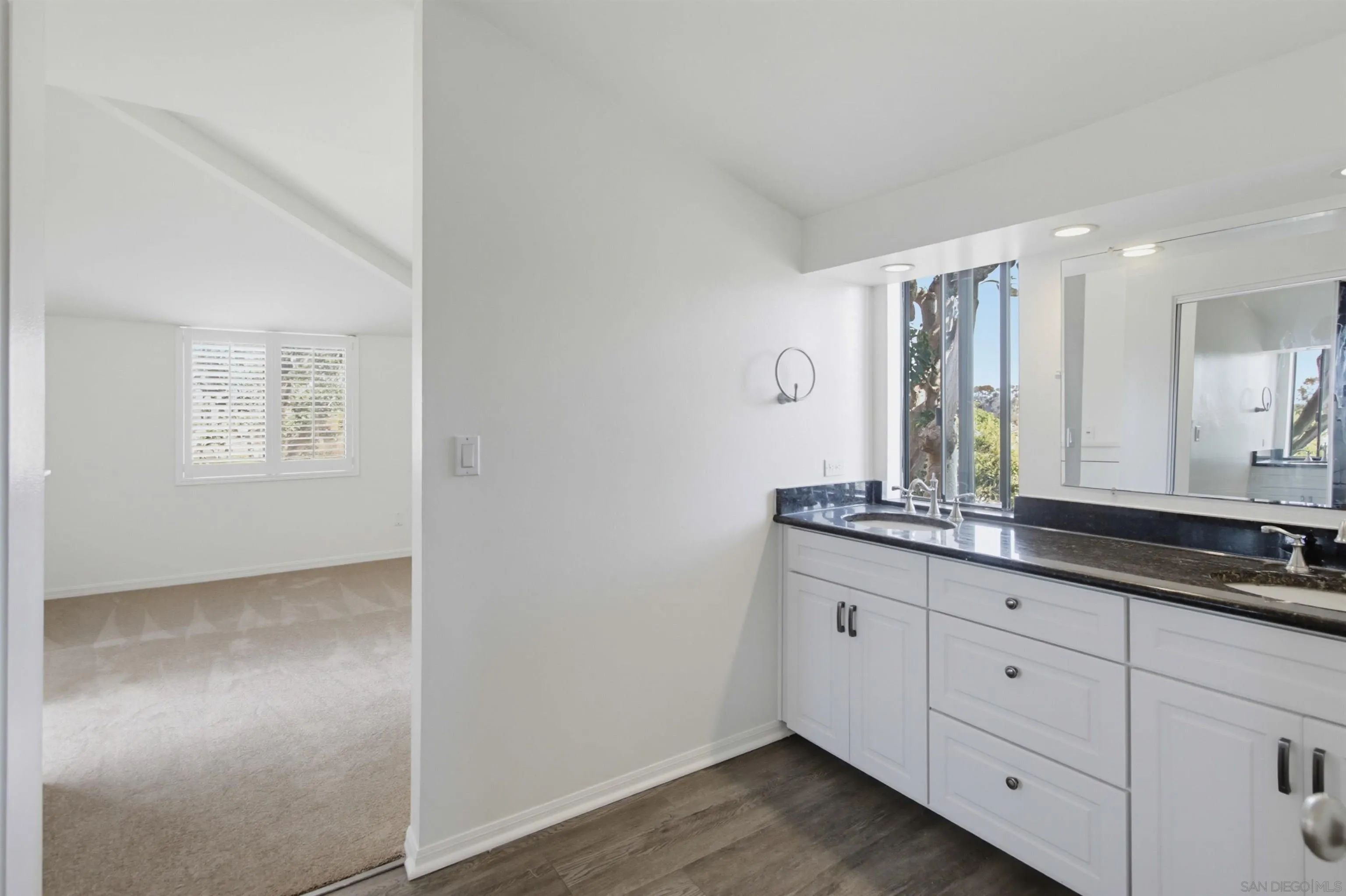 Photo #24: 260017230 Listing: Photo #24