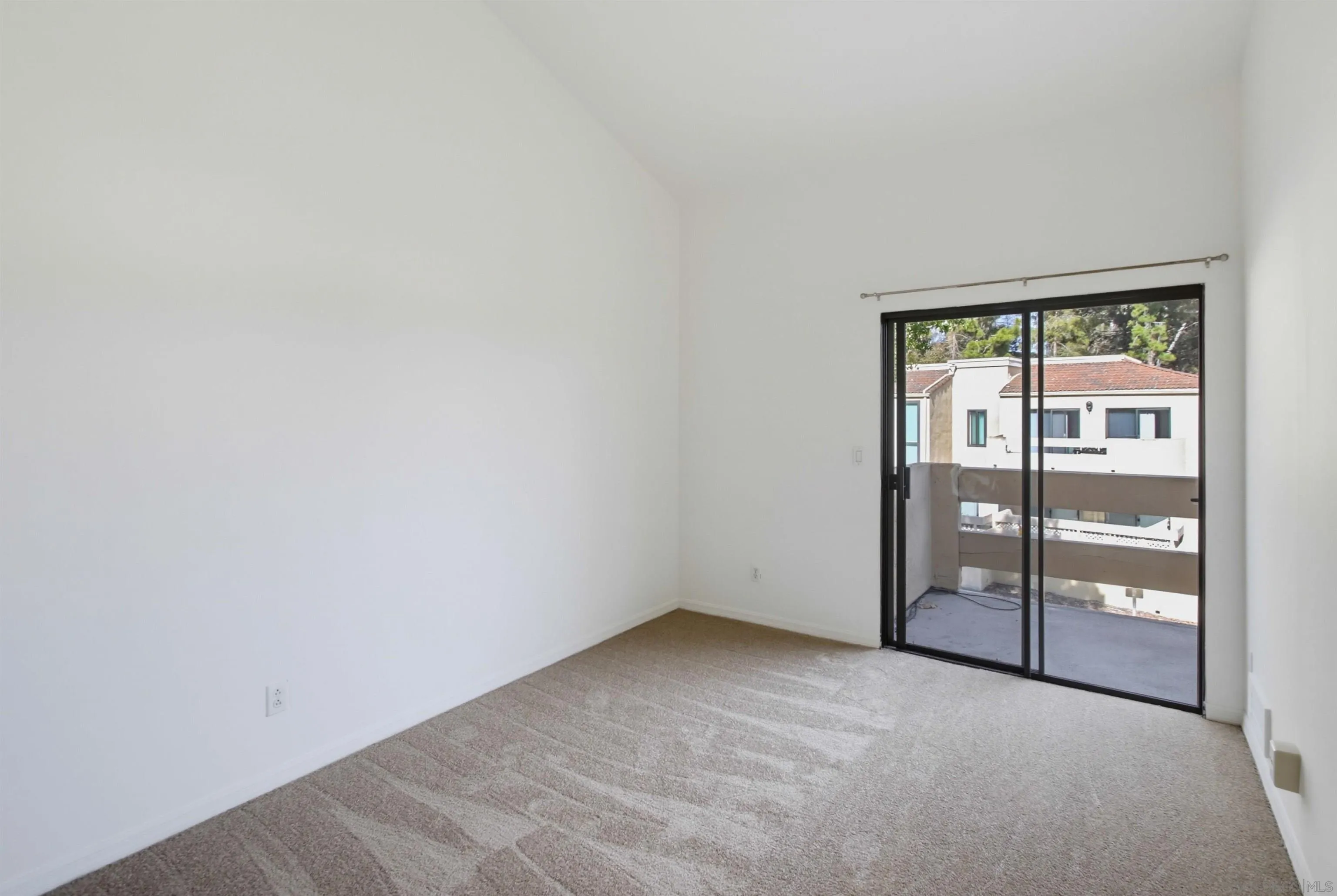 Photo #11: 260017230 Listing: Photo #11