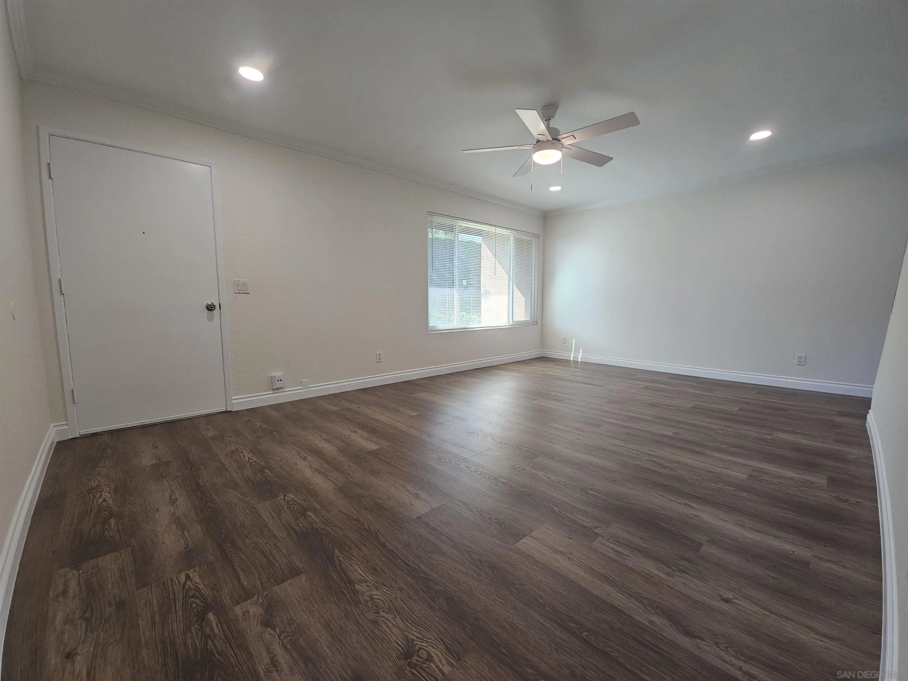 Photo #6: 260017232 Listing: Photo #6