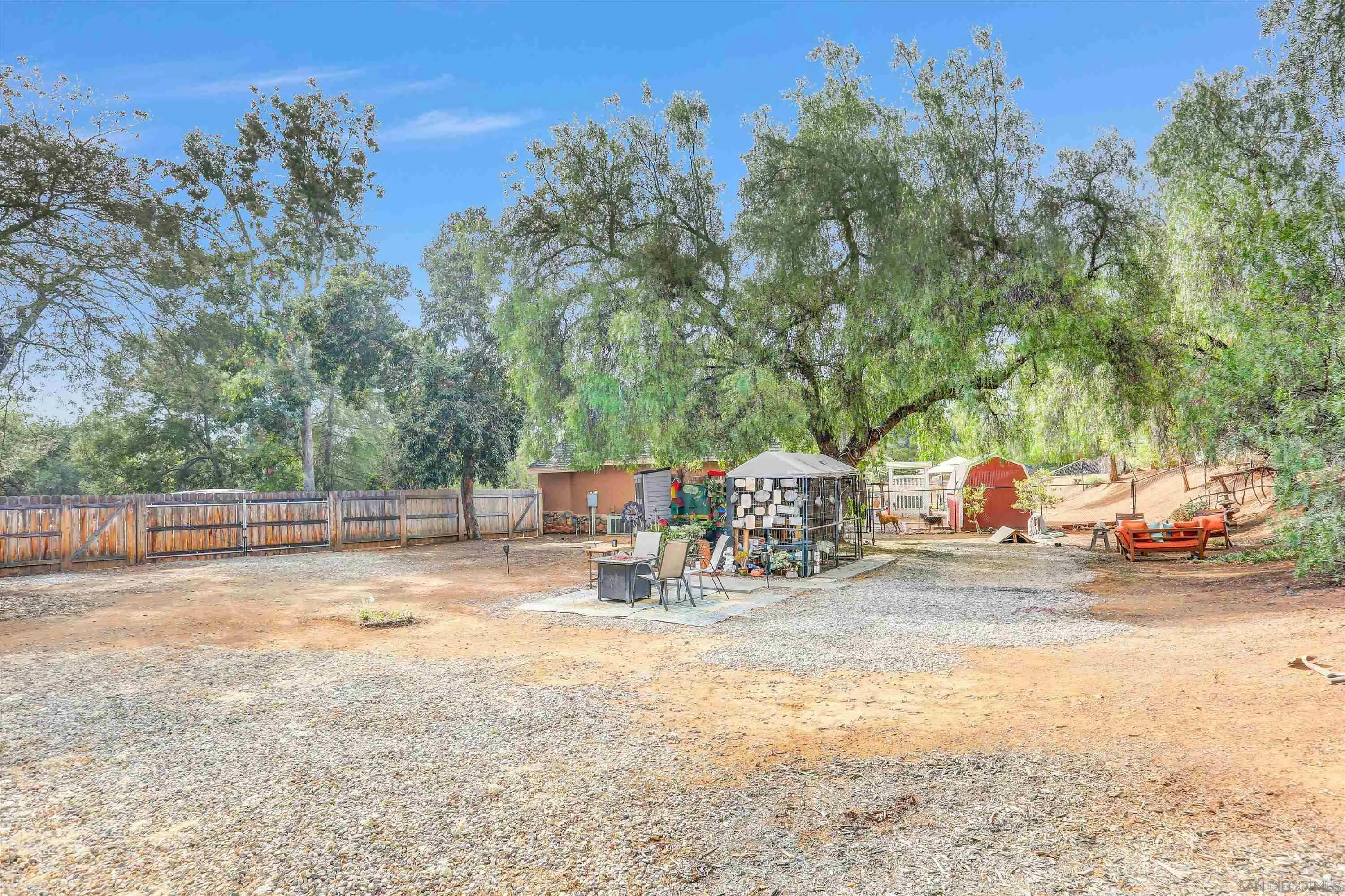 https://cdn.realtyfeed.com/cdn/127/260017234/159275d66122123db69b4e0d6a86bd0d.webp