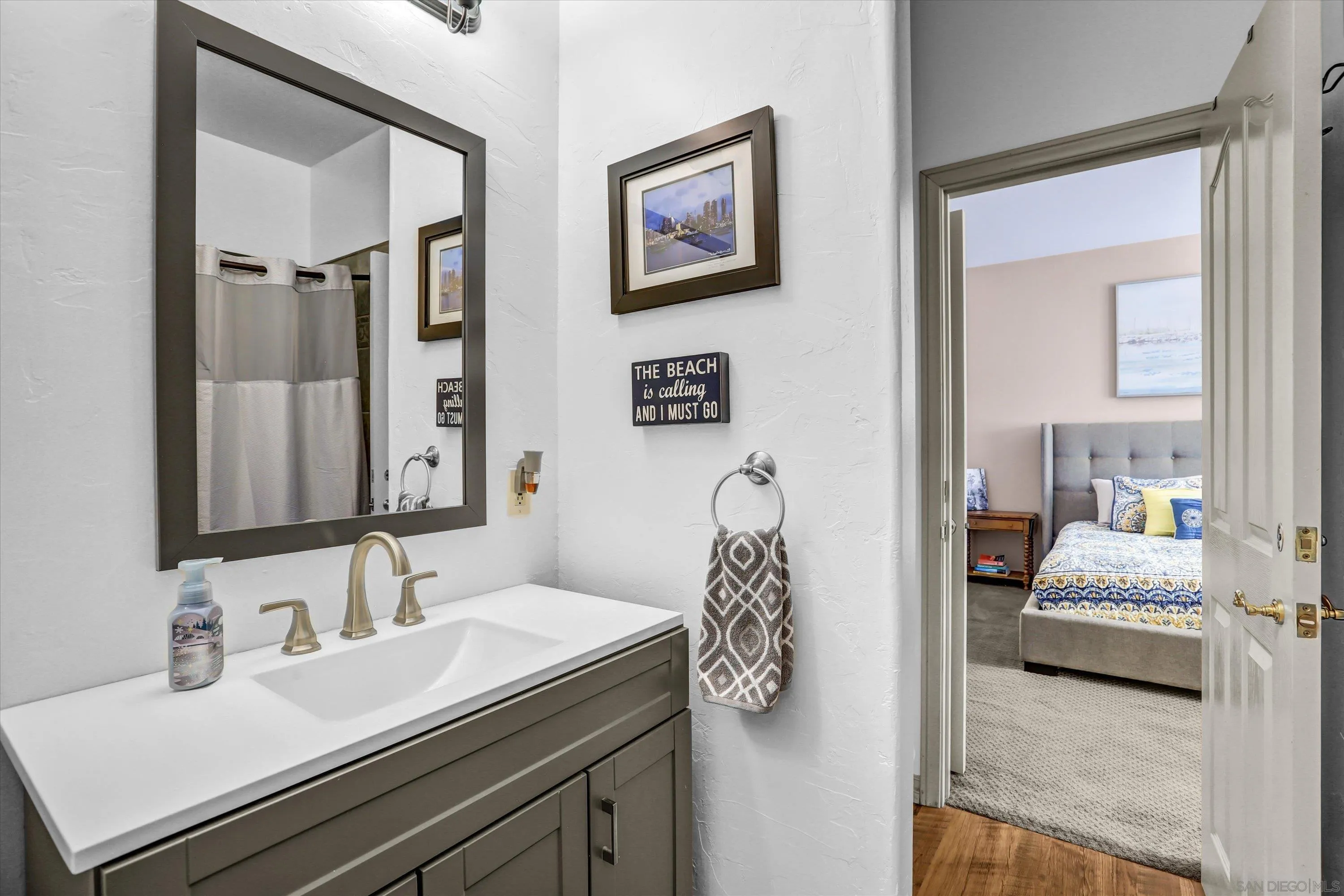 https://cdn.realtyfeed.com/cdn/127/260017234/4a0abda89533e953a18e05ea3897c77f.webp