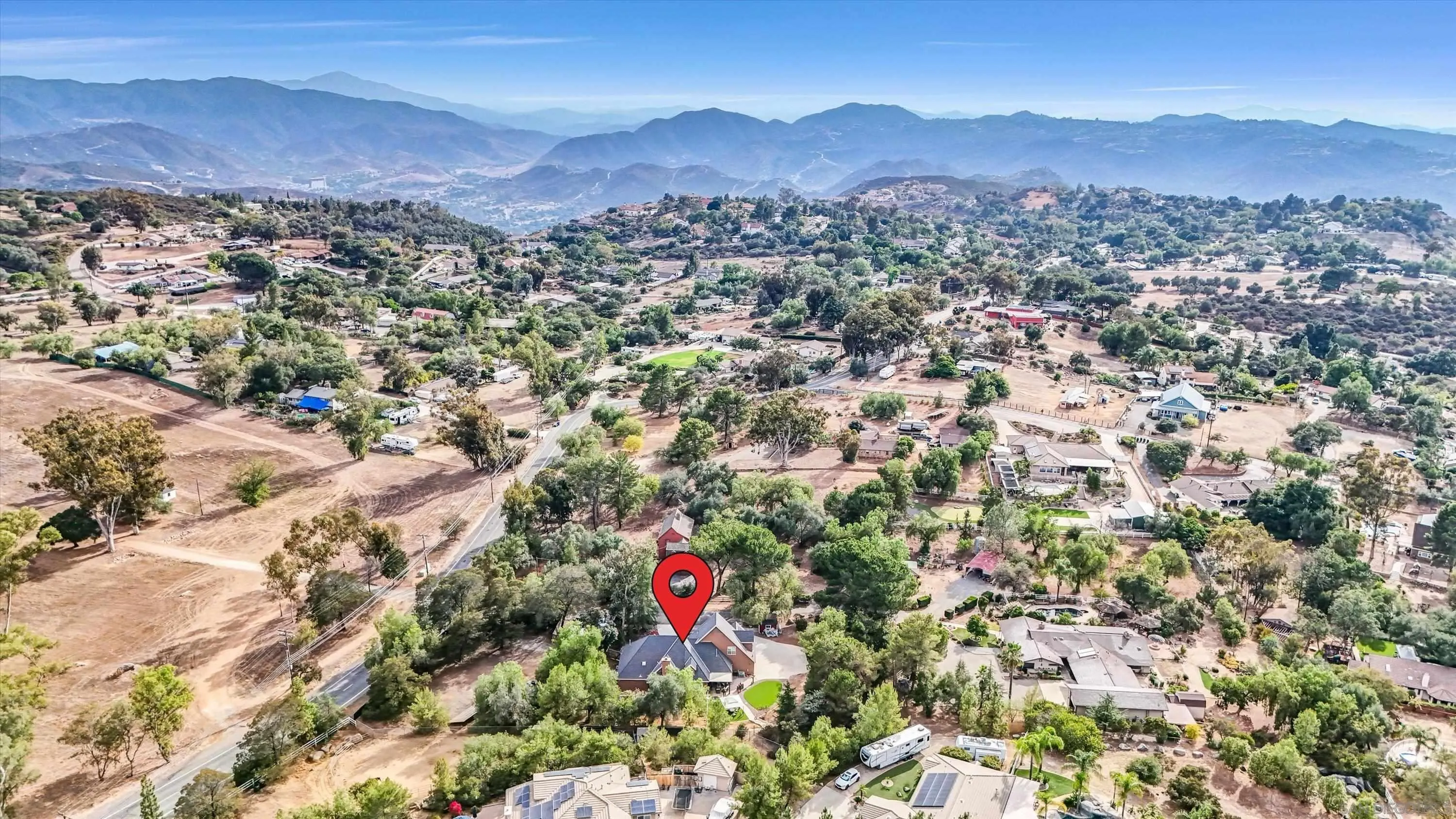 https://cdn.realtyfeed.com/cdn/127/260017234/b84e66346758443657ac2a1c190abcac.webp