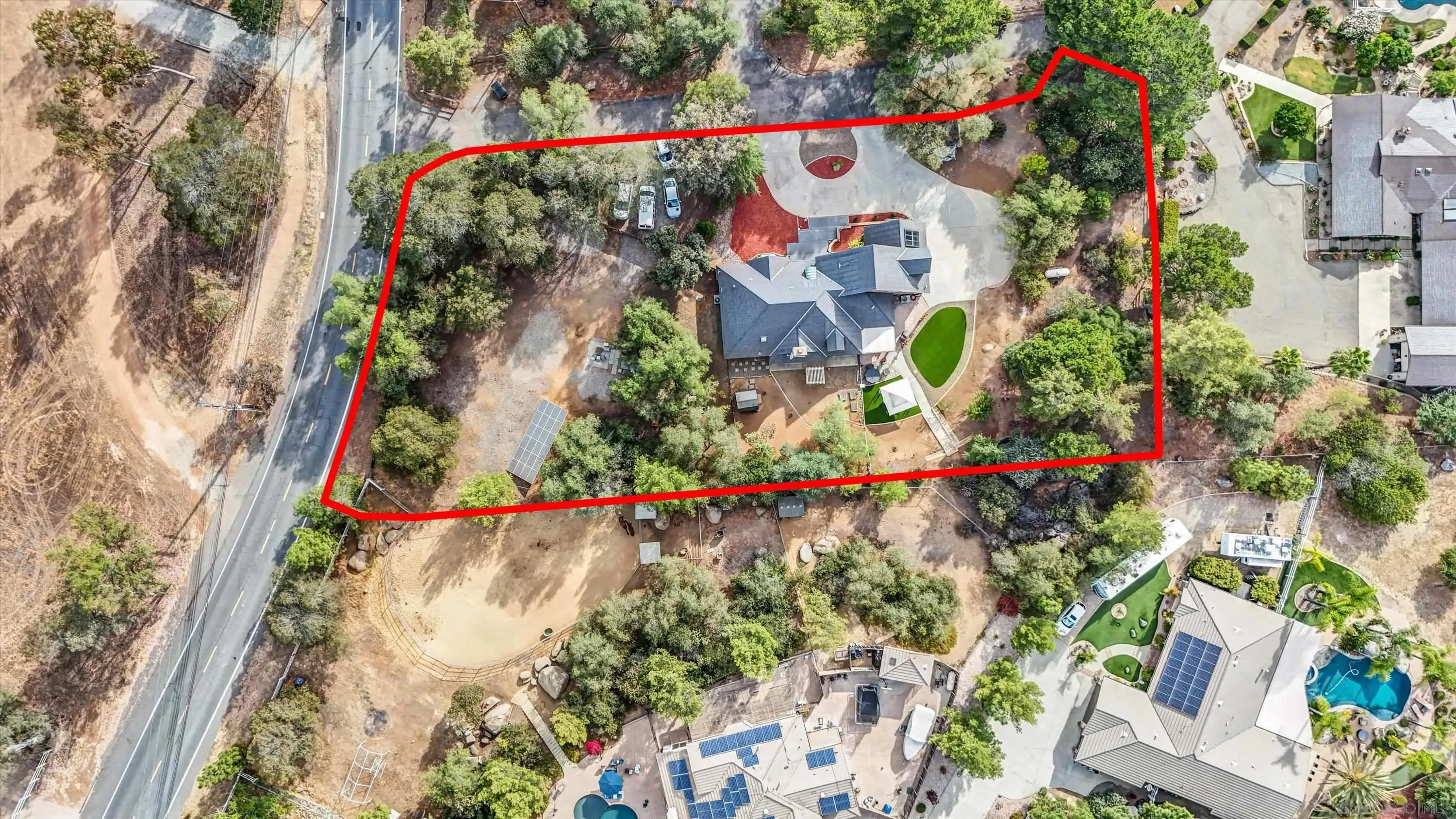 https://cdn.realtyfeed.com/cdn/127/260017234/c16ccbba5cd3103f88efc27308222d5a.webp