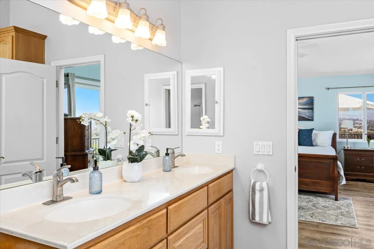 https://cdn.realtyfeed.com/cdn/127/260017238/260caab8213c2a6987268d18cb279281.webp