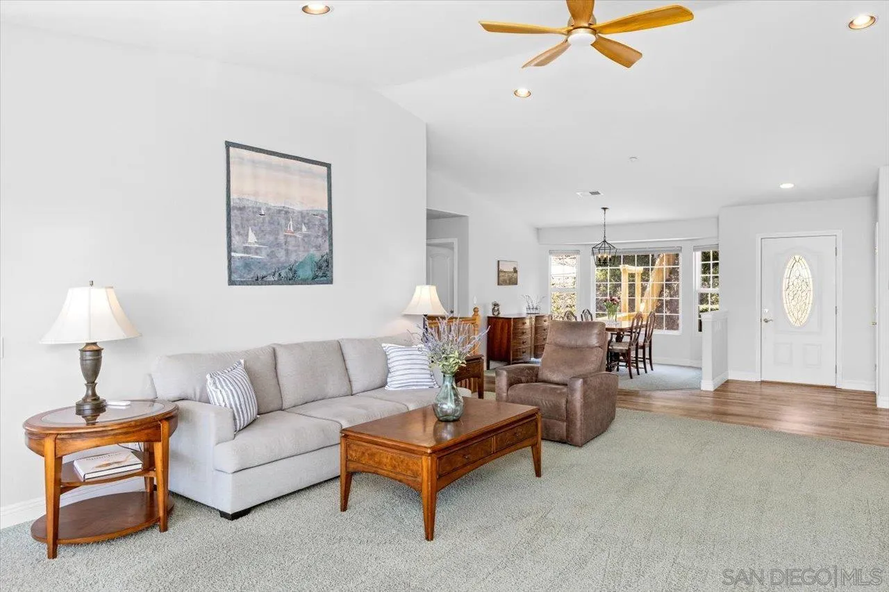 https://cdn.realtyfeed.com/cdn/127/260017238/84b608a8848edfe077f407087e2ee163.webp