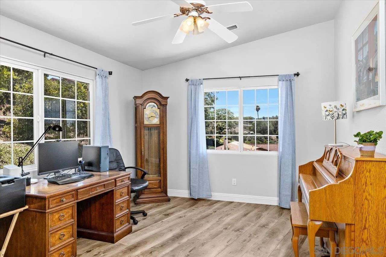 https://cdn.realtyfeed.com/cdn/127/260017238/cb83584bf37bb7afe3a32625fa6e3a0d.webp