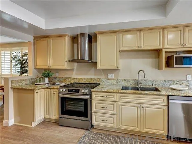 Photo #11: 260017242 Listing: Photo #11