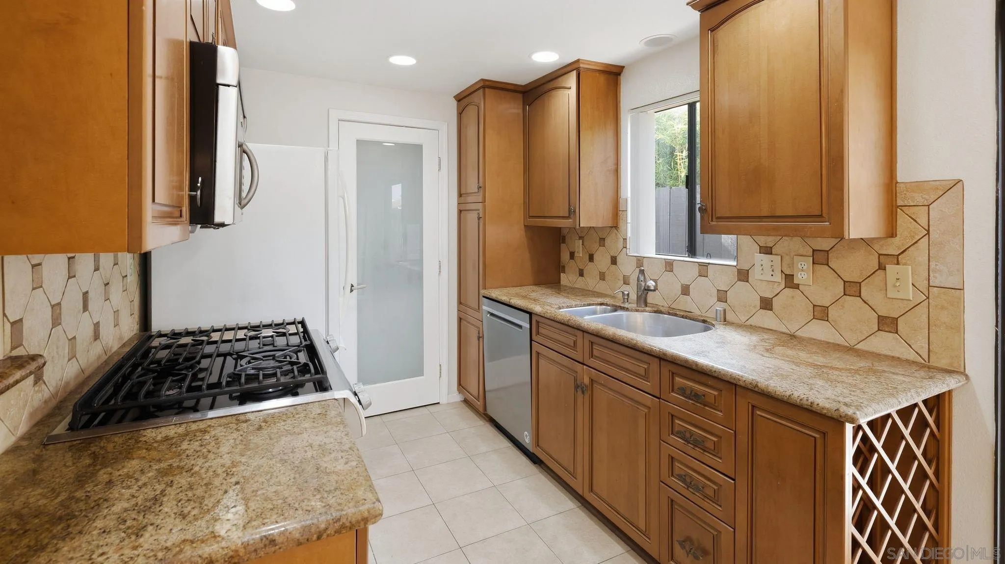 Photo #18: 260017243 Listing: Photo #18