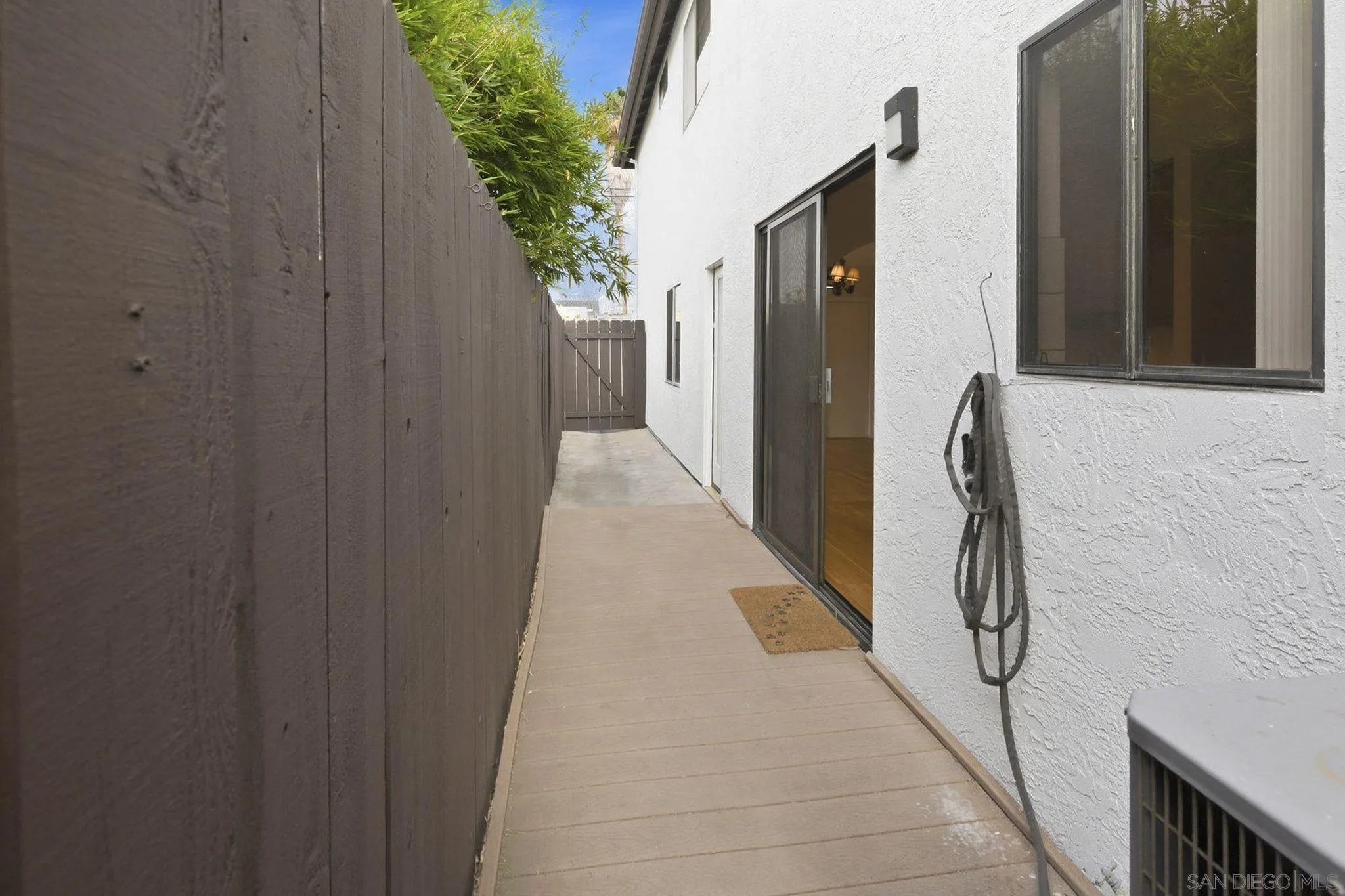 Photo #33: 260017243 Listing: Photo #33