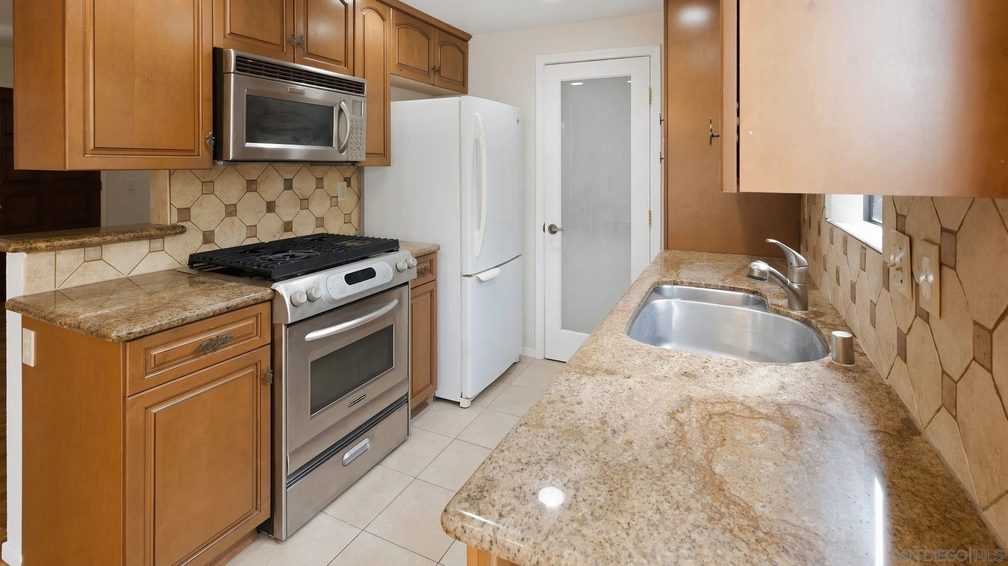Photo #15: 260017243 Listing: Photo #15