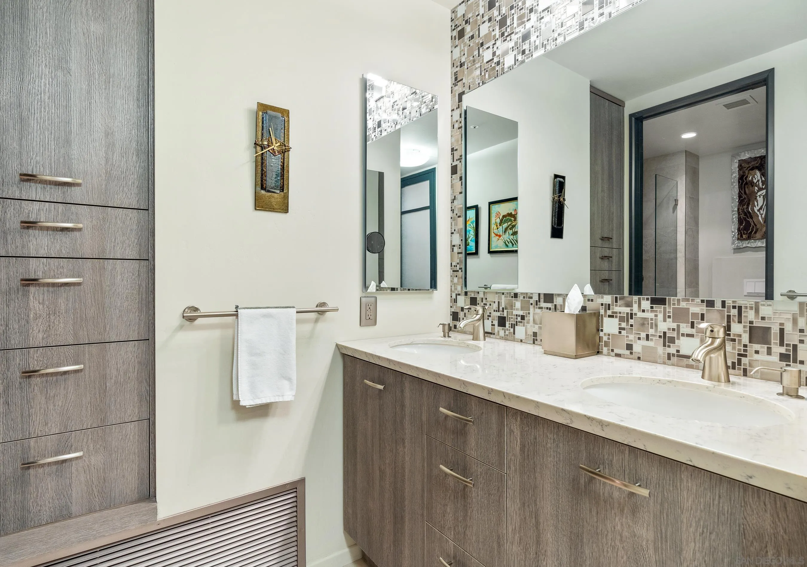 Photo #14: 260017244 Listing: Photo #14