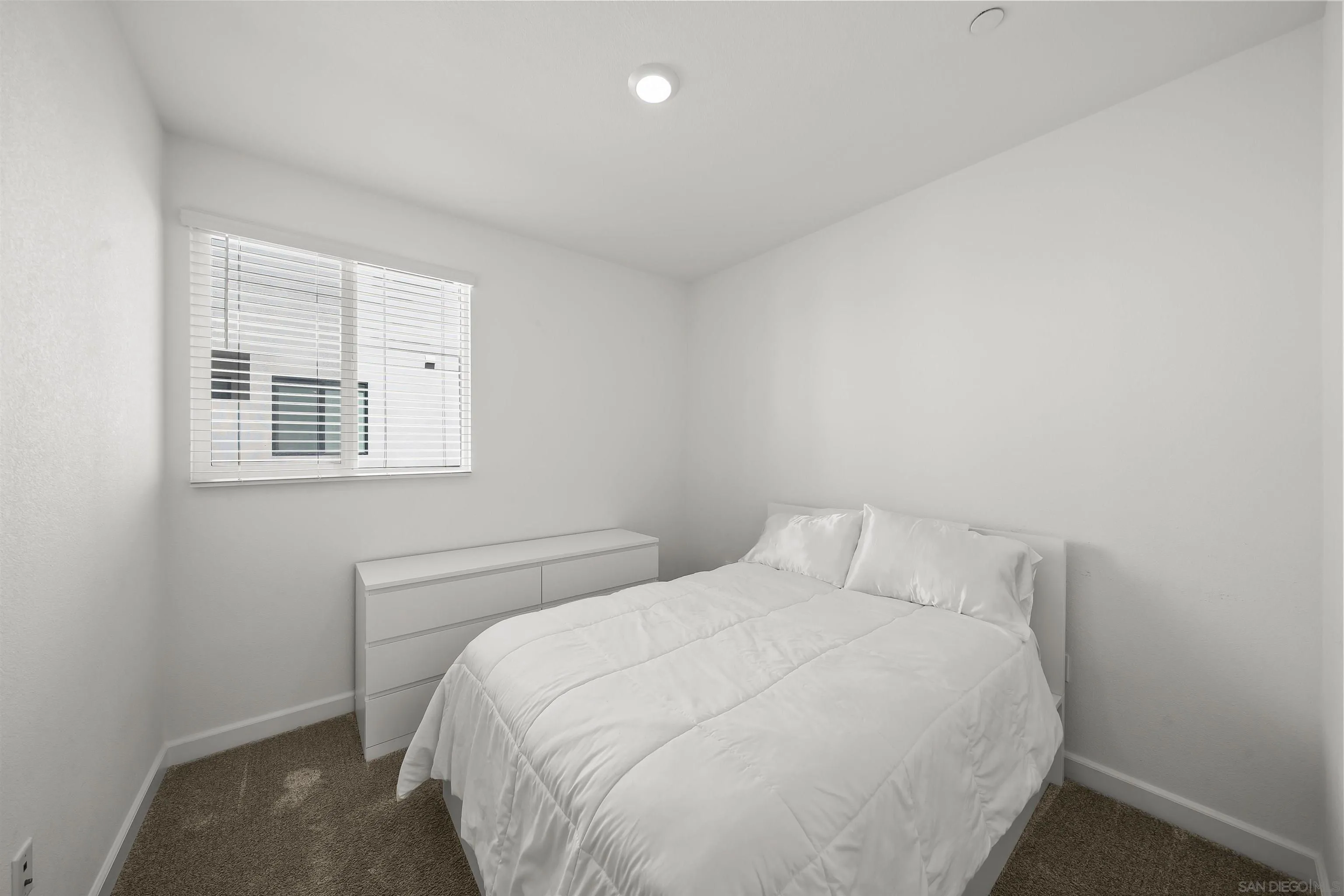 Photo #12: 260017245 Listing: Photo #12