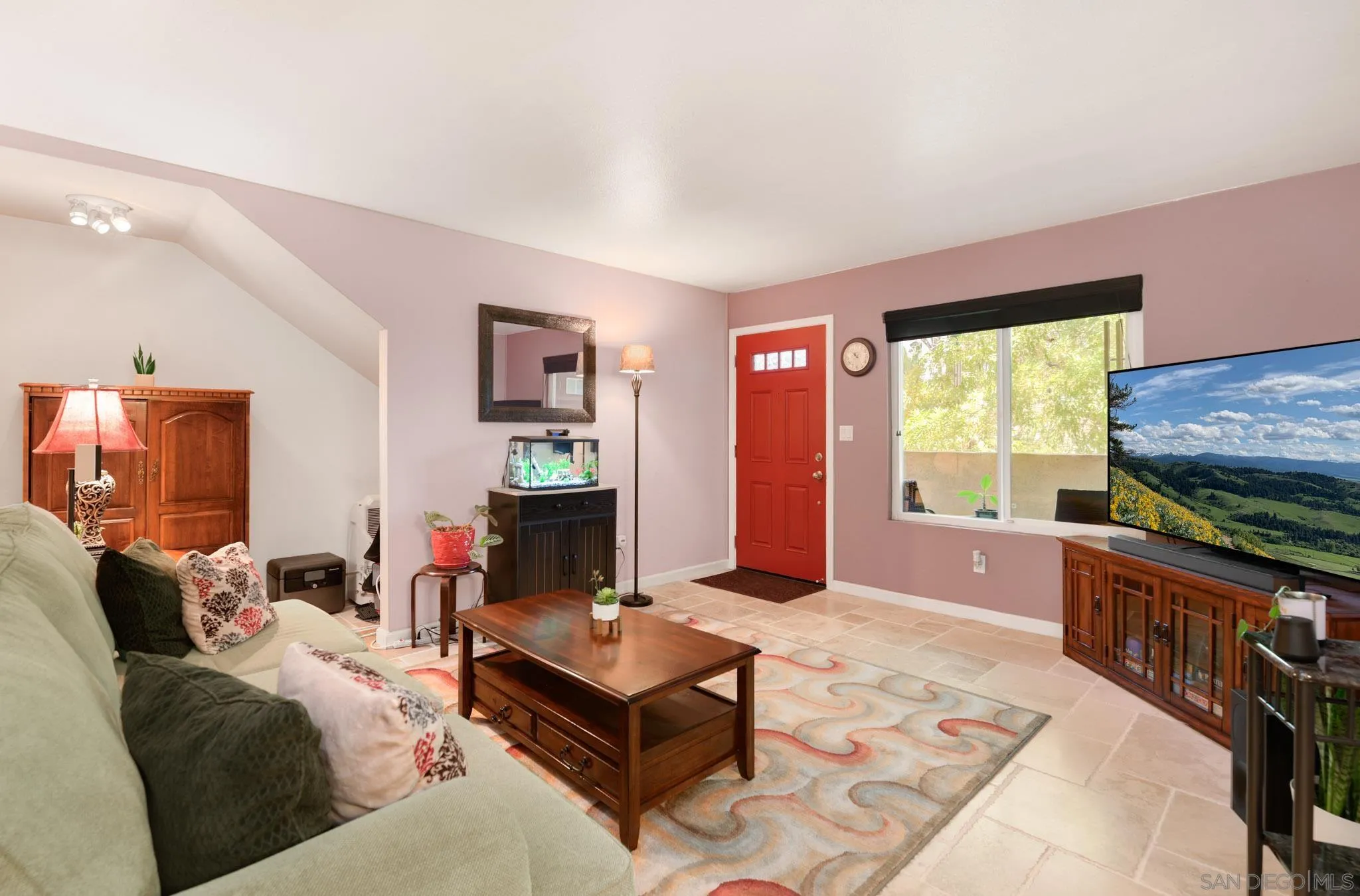 Photo #4: 260017246 Listing: Photo #4