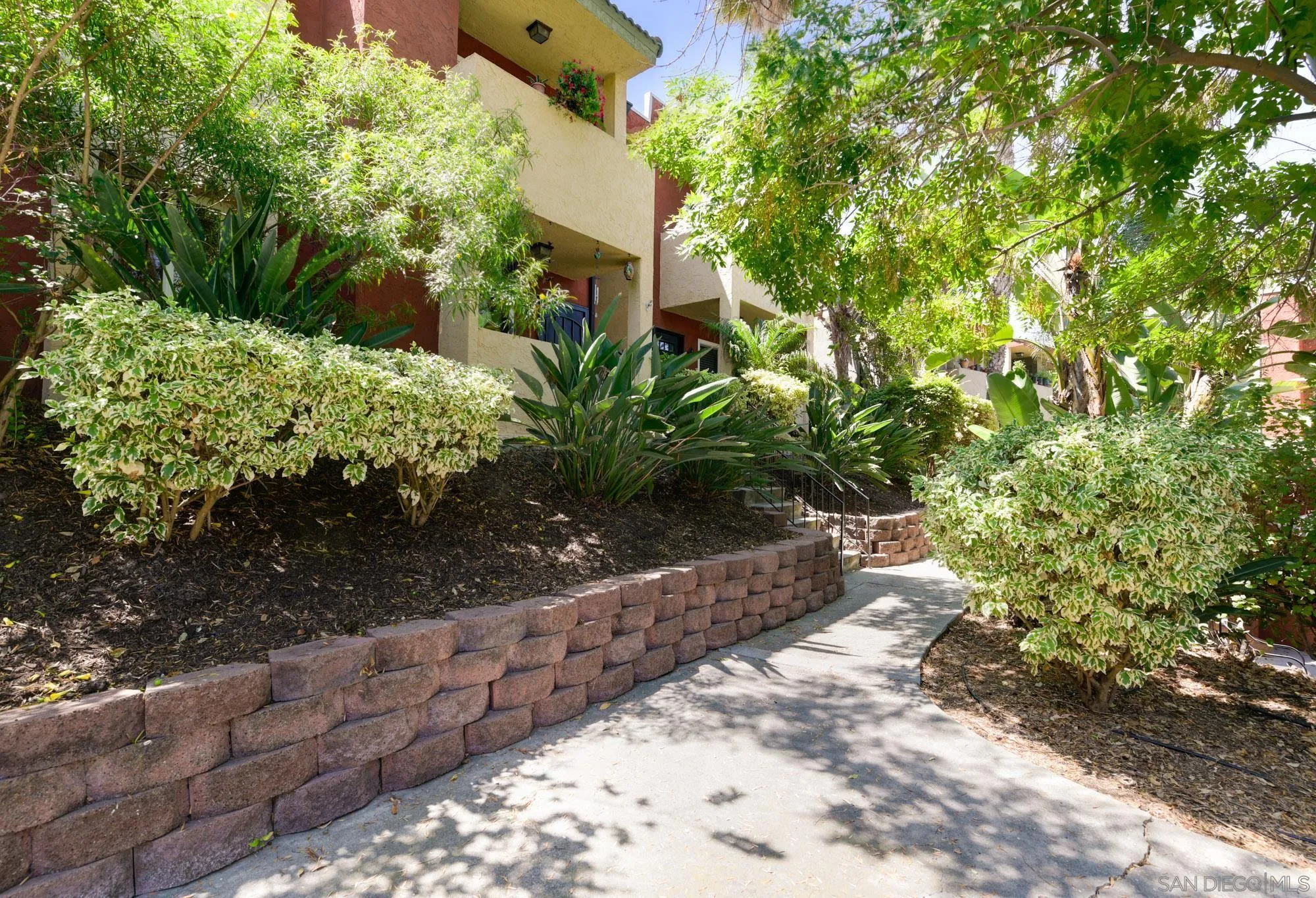 Photo #1: 260017246 Listing: Photo #1