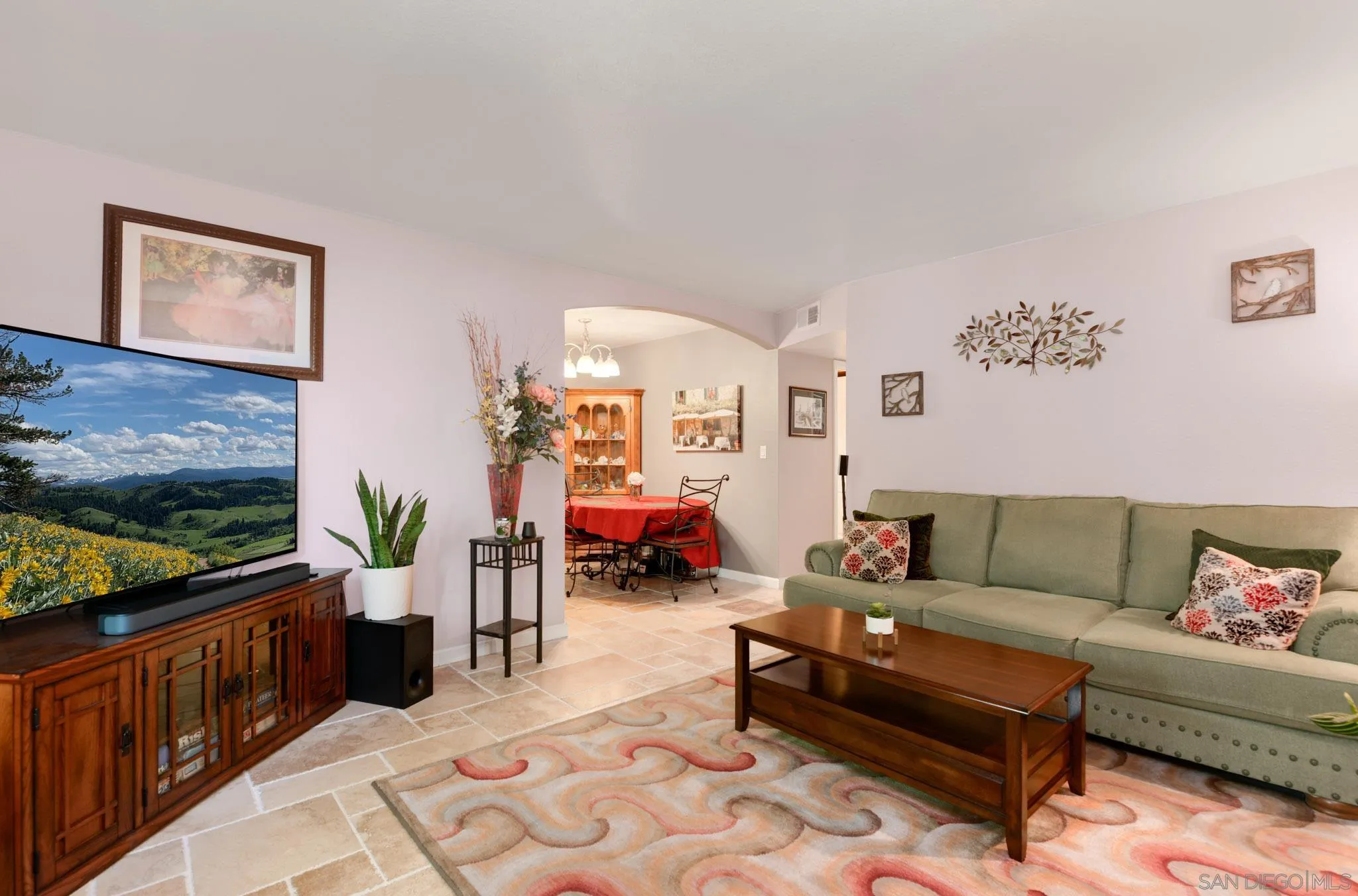 Photo #2: 260017246 Listing: Photo #2