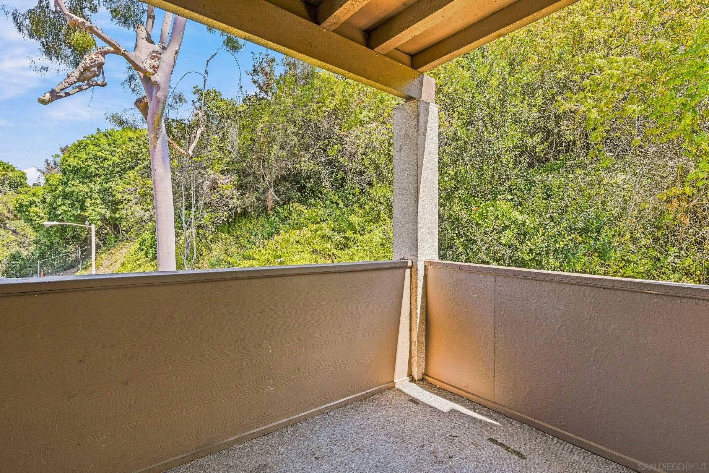 https://cdn.realtyfeed.com/cdn/127/260017248/0c723180f7da7338bf9697984f01d0ed.webp