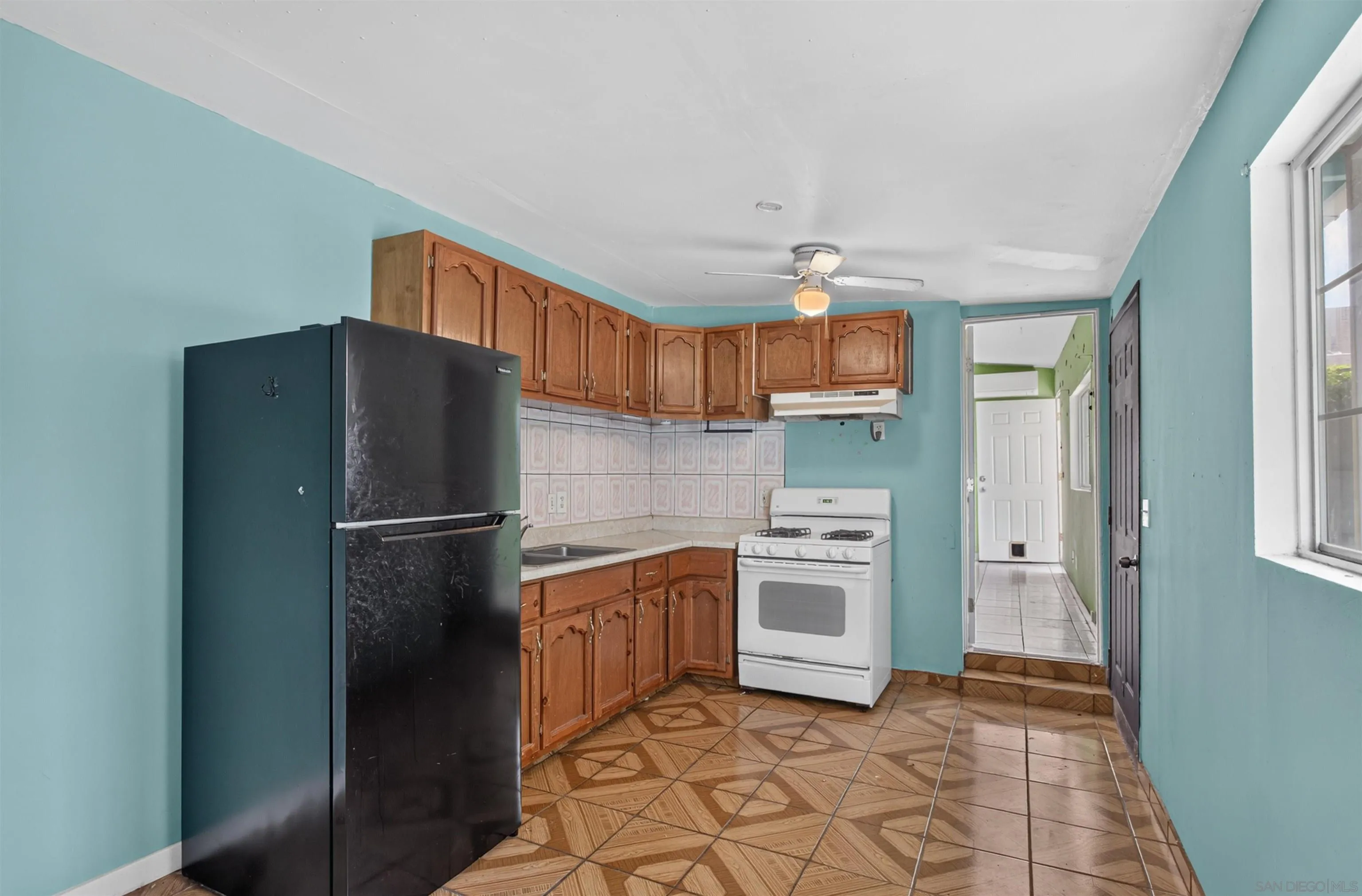 https://cdn.realtyfeed.com/cdn/127/260017253/0b20b4344430acbde7809083d9b0a51e.webp