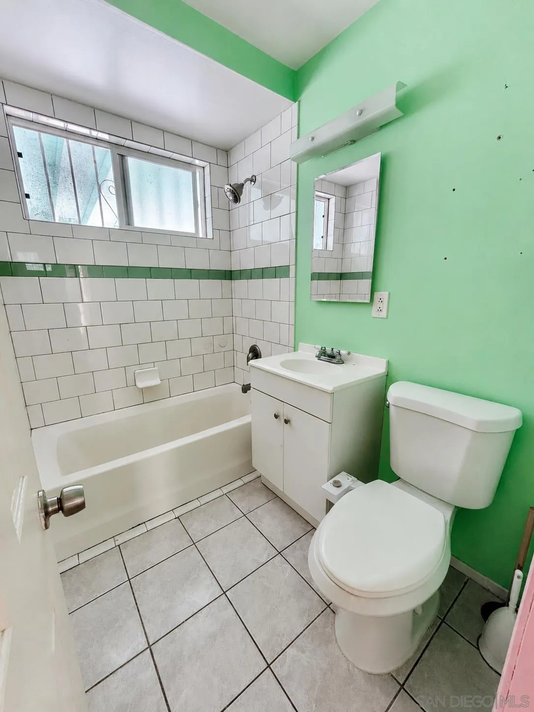 https://cdn.realtyfeed.com/cdn/127/260017253/0b48cd038c38117cc408959a2eaf23d4.webp