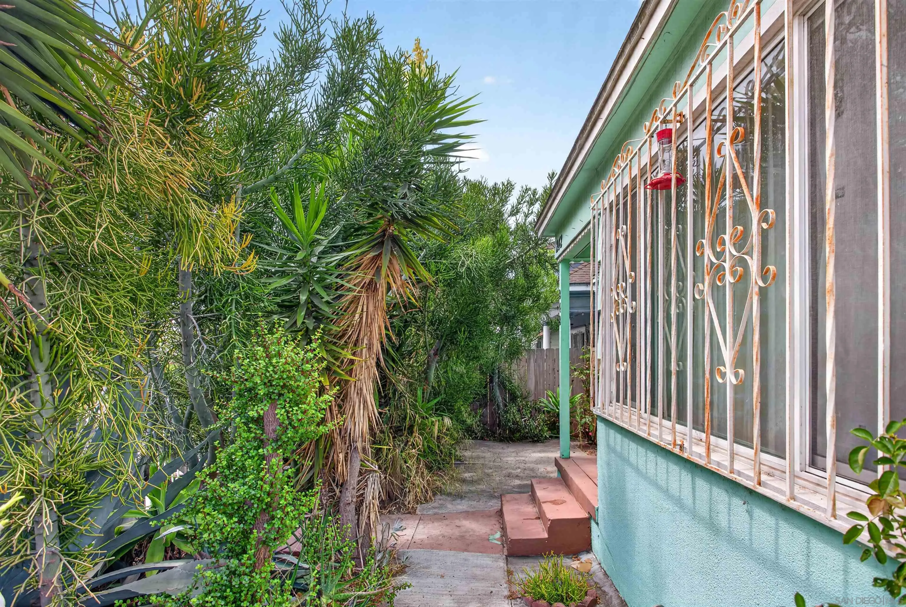 https://cdn.realtyfeed.com/cdn/127/260017253/1608db47329329e08e93ca2799a277c8.webp