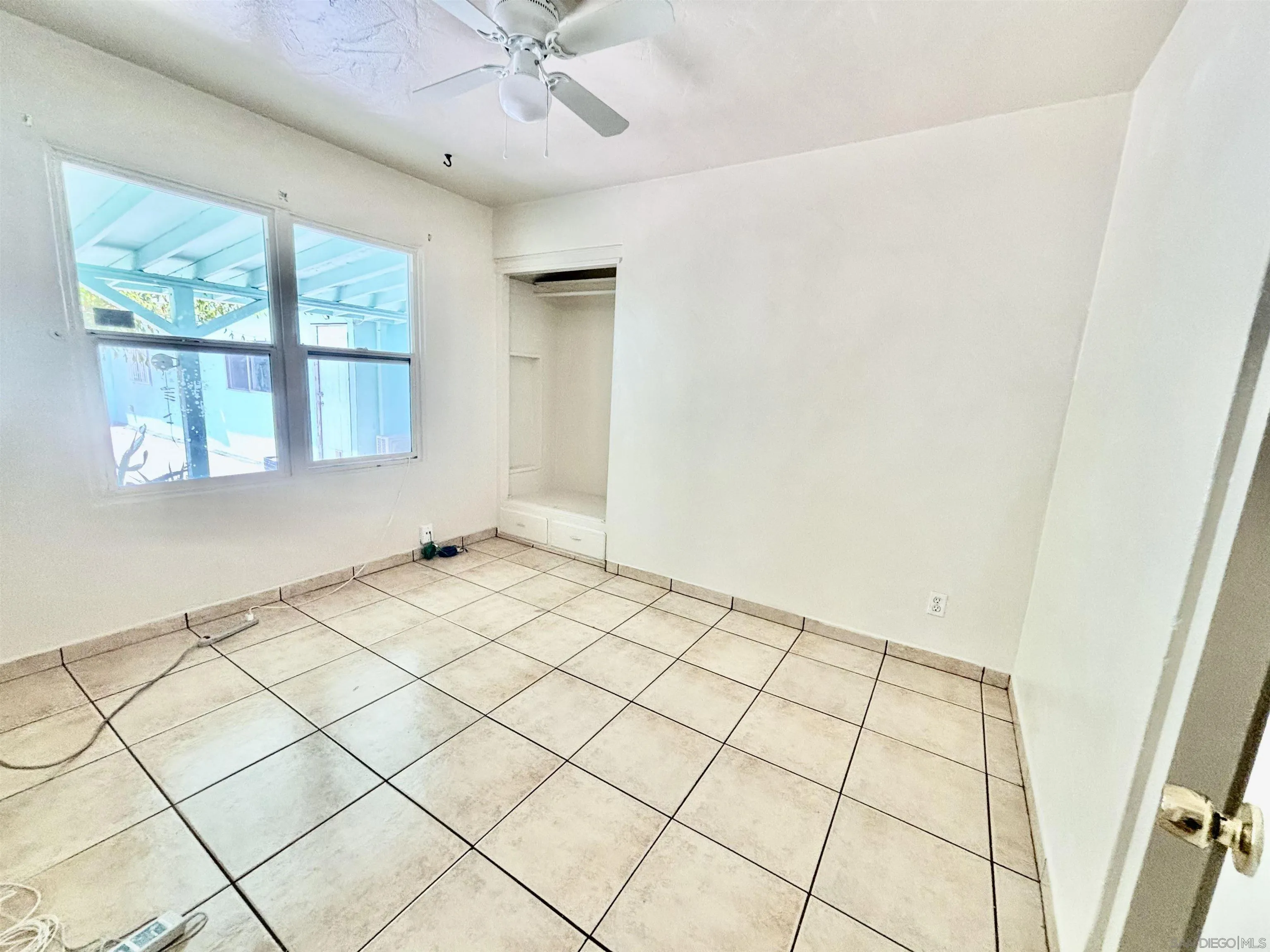https://cdn.realtyfeed.com/cdn/127/260017253/fc9f3cf7a4552de59138a9c2d1b9f846.webp