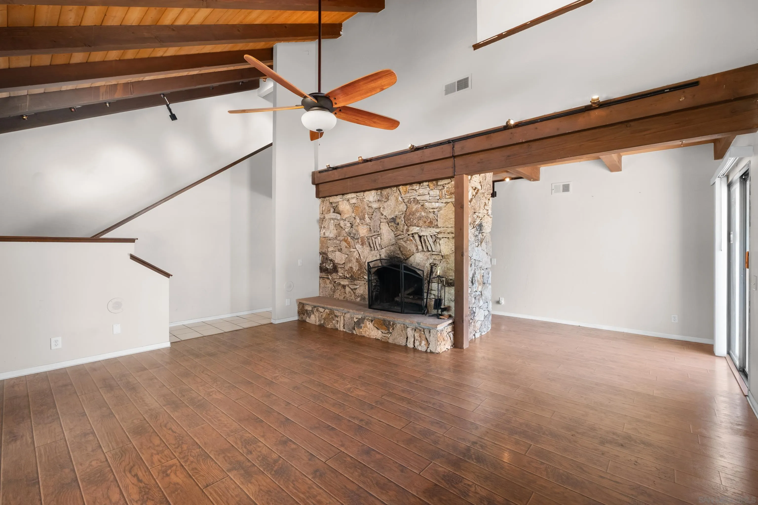 https://cdn.realtyfeed.com/cdn/127/260017257/58bfbce3312509ed9b0b9bf62eb68f8a.webp