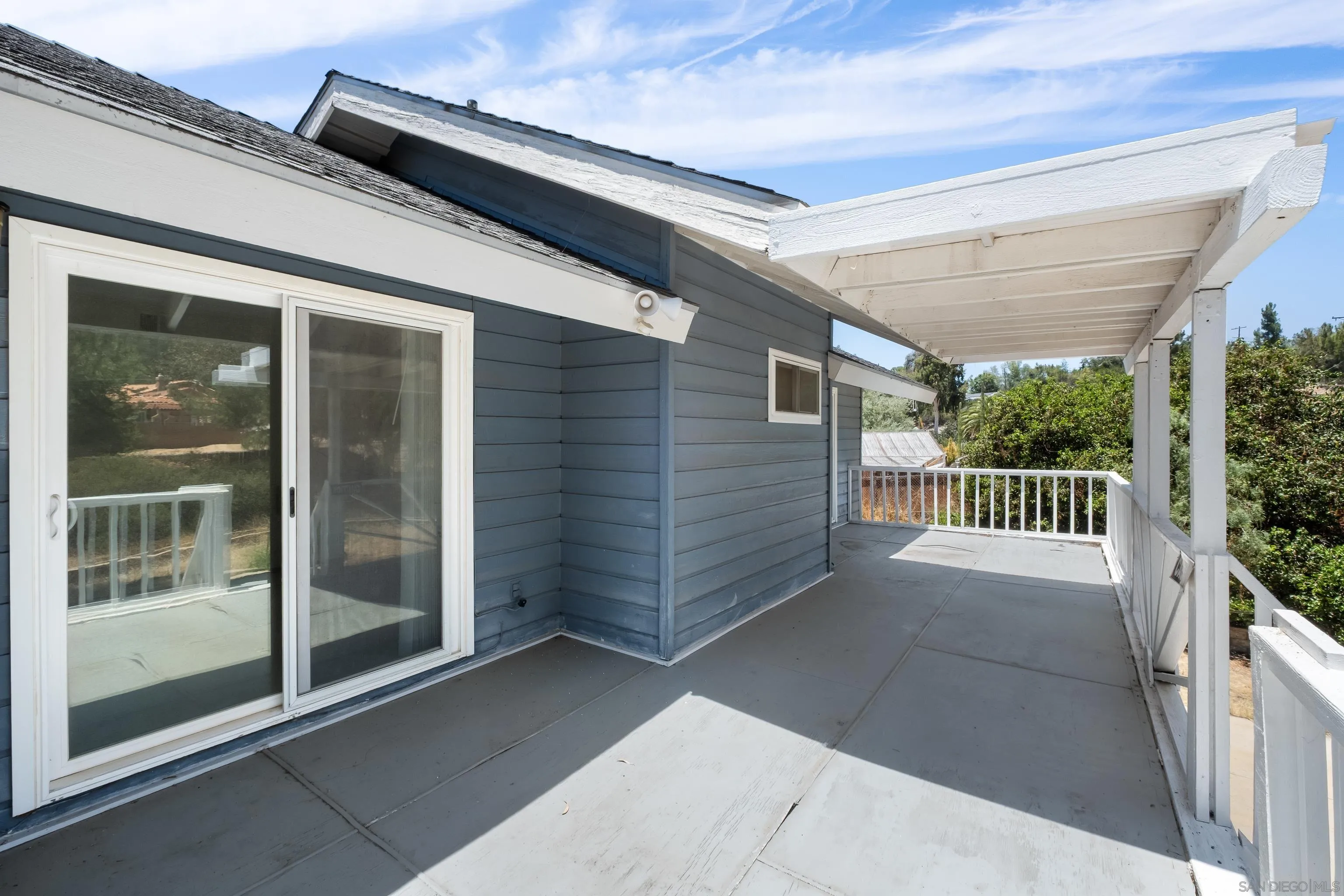 https://cdn.realtyfeed.com/cdn/127/260017257/8e749f3249540fc25ee36b64ce9eb4b1.webp