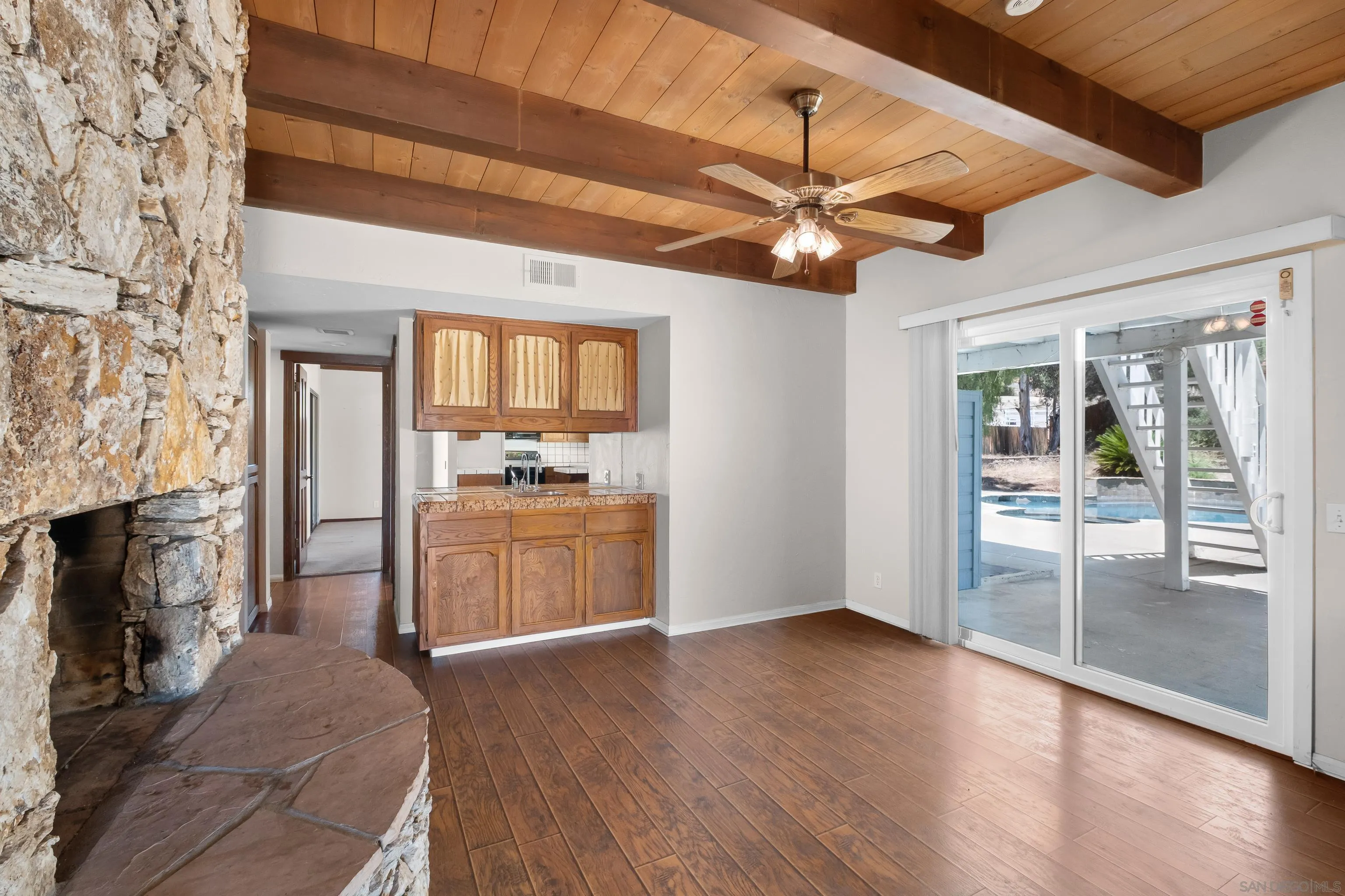 https://cdn.realtyfeed.com/cdn/127/260017257/b1b2d4bddea79faaecb76c41947ee79b.webp