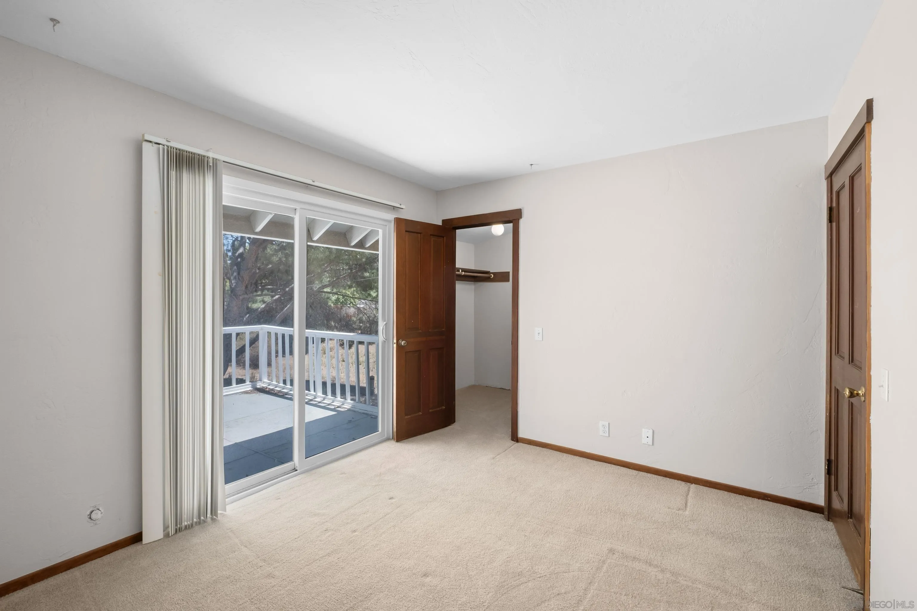 https://cdn.realtyfeed.com/cdn/127/260017257/b65d30542563985b9e64ab560a34ce07.webp