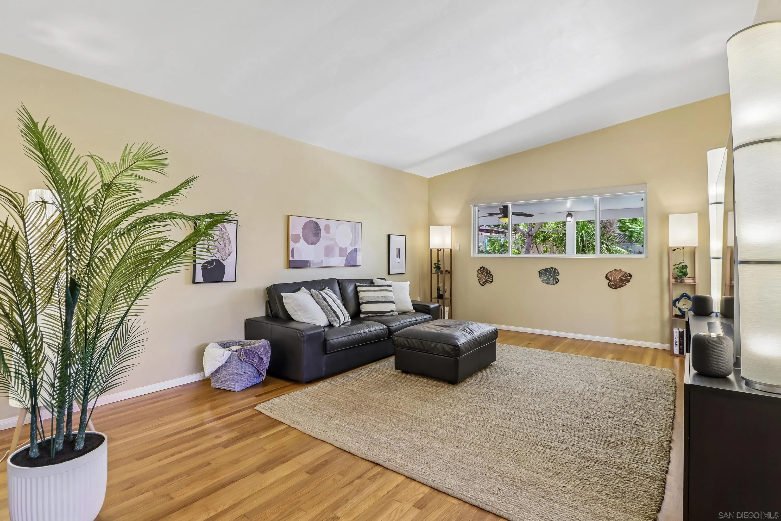 2687 Lionel, San Diego, CA 92123 - Photo 3 of 33, San Diego, CA