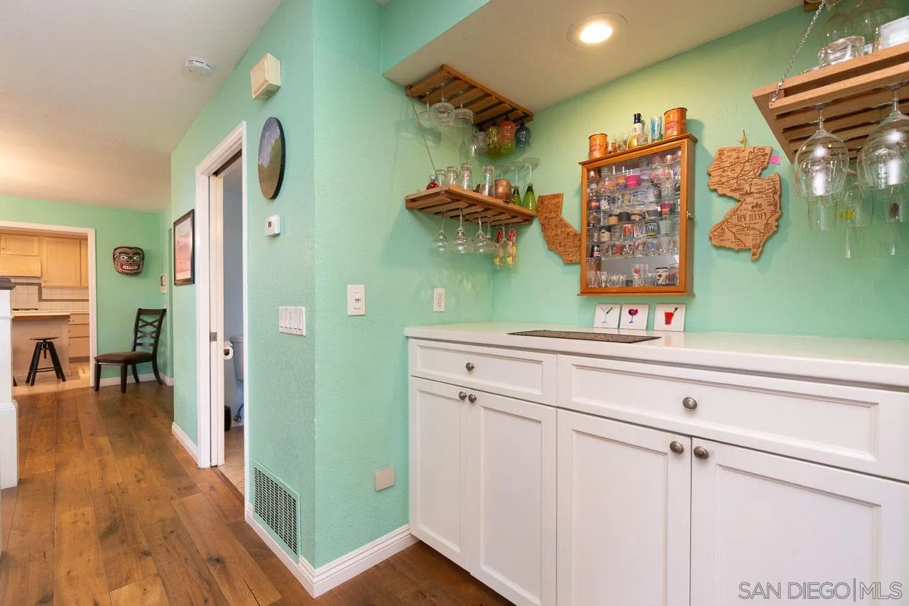 Photo #9: 260017262 Listing: Photo #9