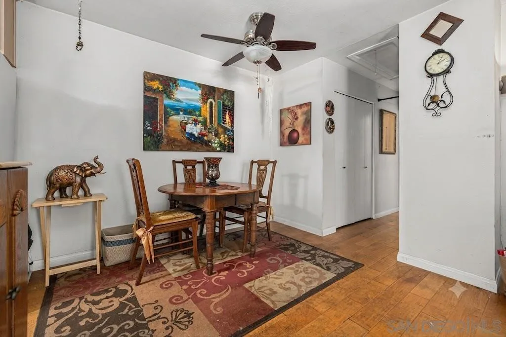Photo #11: 260017275 Listing: Photo #11