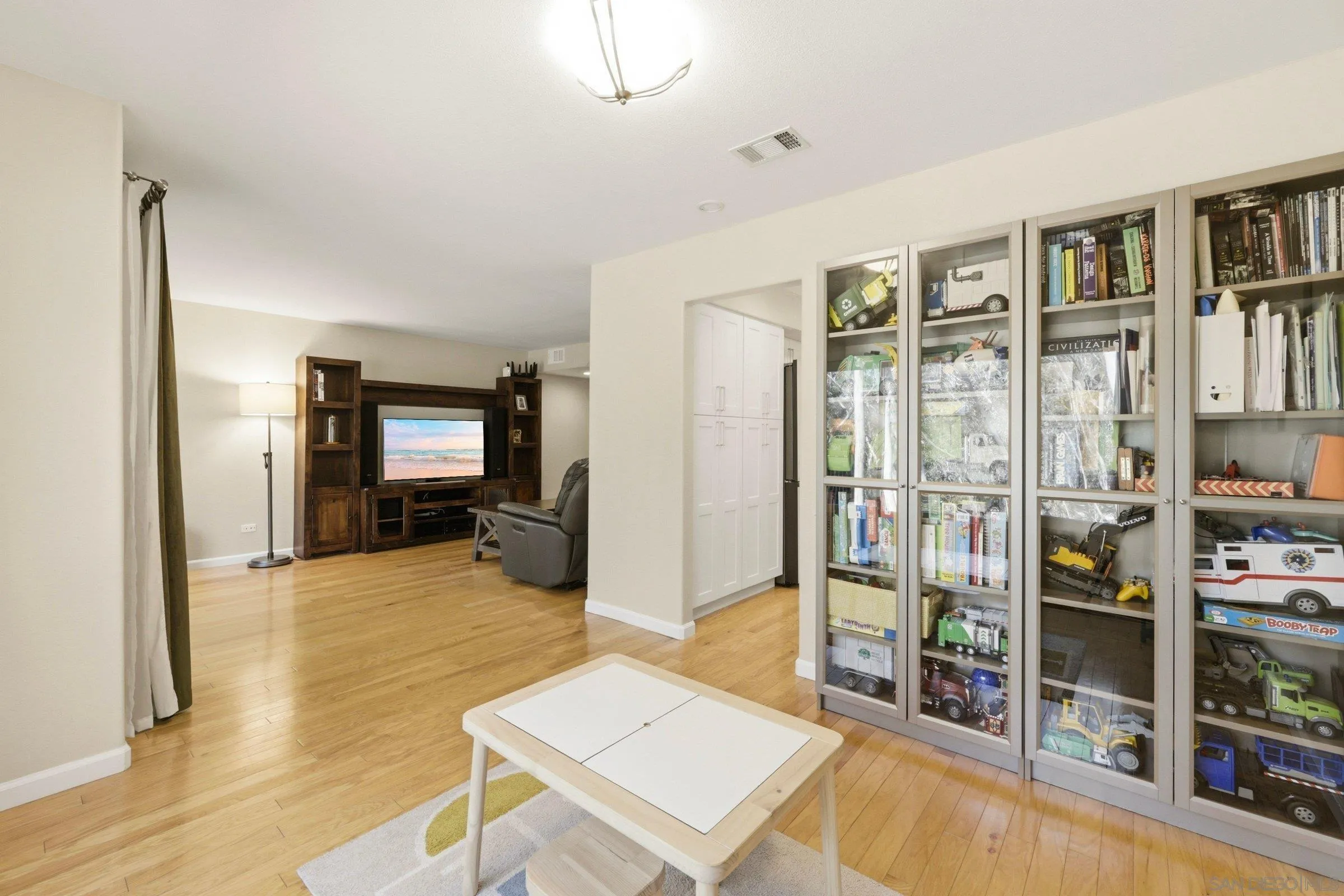 Photo #10: 260017278 Listing: Photo #10