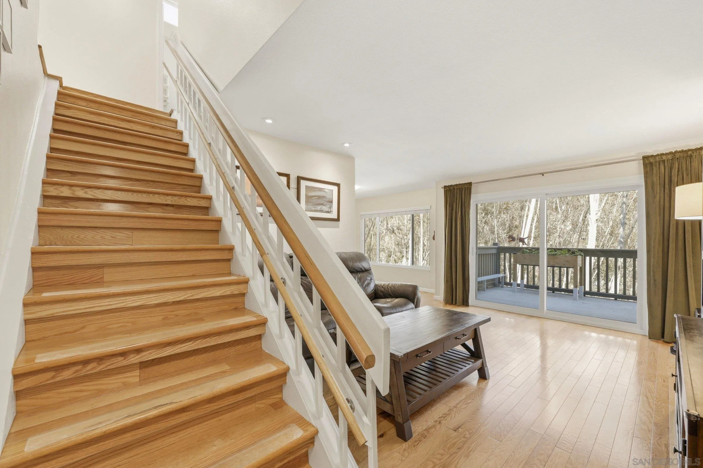 Photo #4: 260017278 Listing: Photo #4